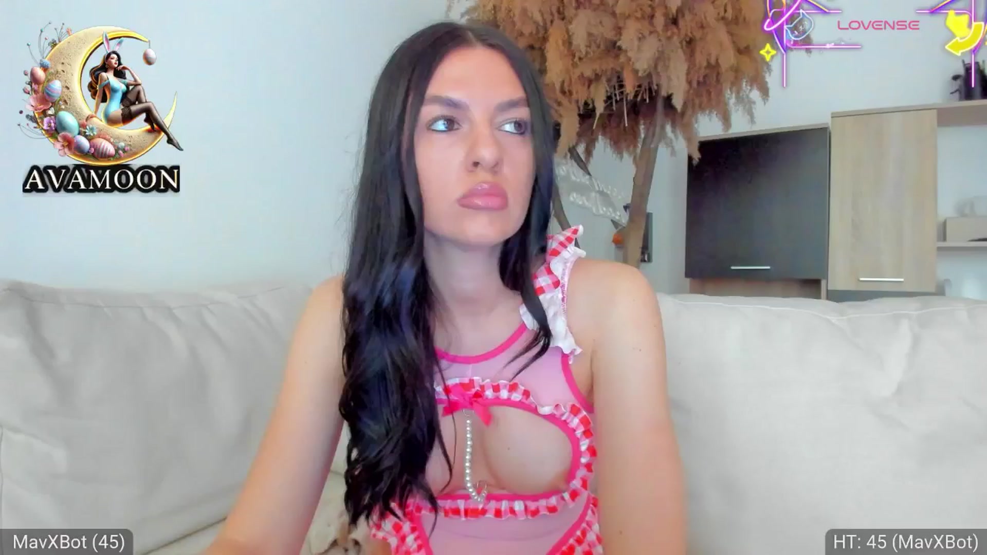 Gallery image thumbnail from AvaMoonlight's myfreecams stream on, 04/19/2025, 16:09 image 12 of 20