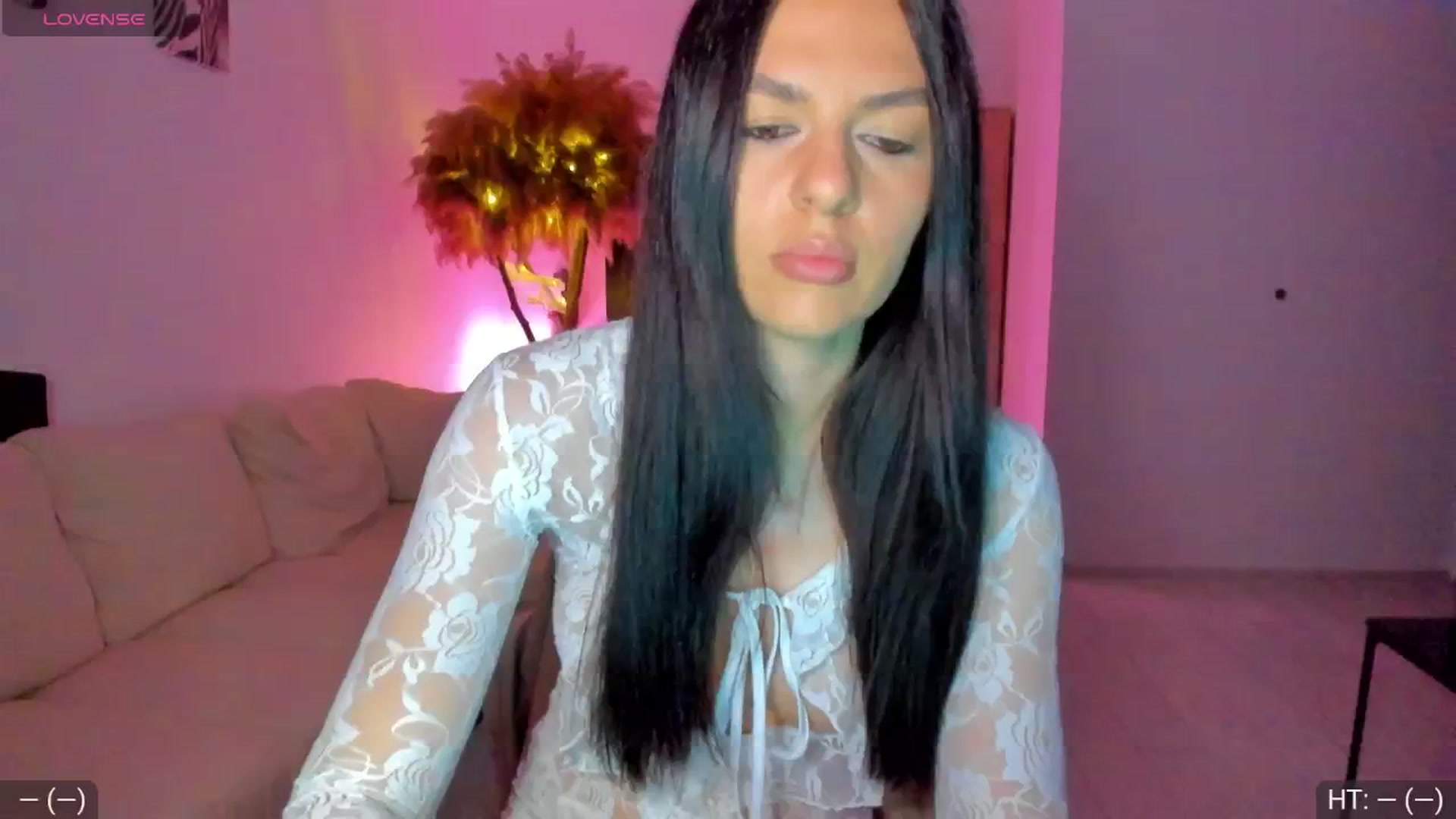 Gallery image thumbnail from AvaMoonlight's myfreecams stream on, 04/26/2025, 24:07 image 1 of 20