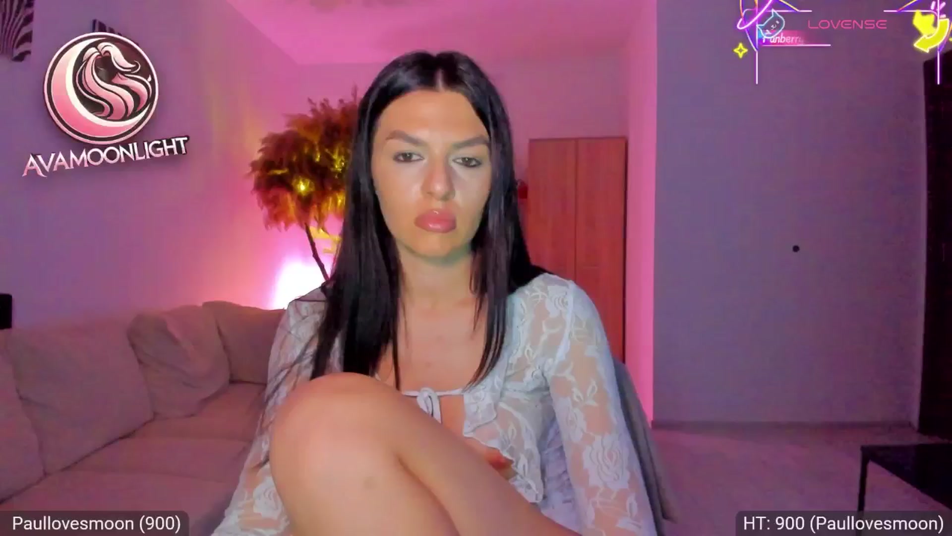 Gallery image thumbnail from AvaMoonlight's myfreecams stream on, 04/26/2025, 24:19 image 5 of 20