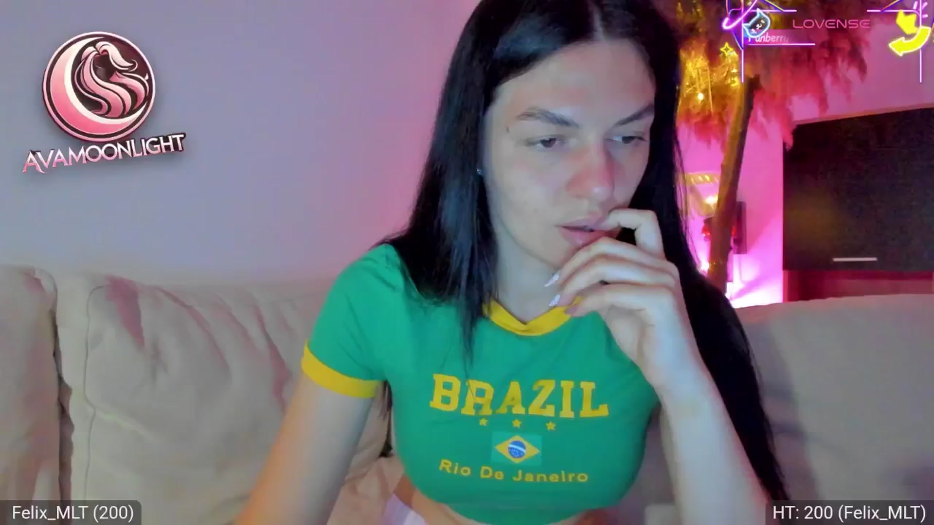 Gallery image thumbnail from AvaMoonlight's myfreecams stream on, 04/29/2025, 23:45 image 15 of 20