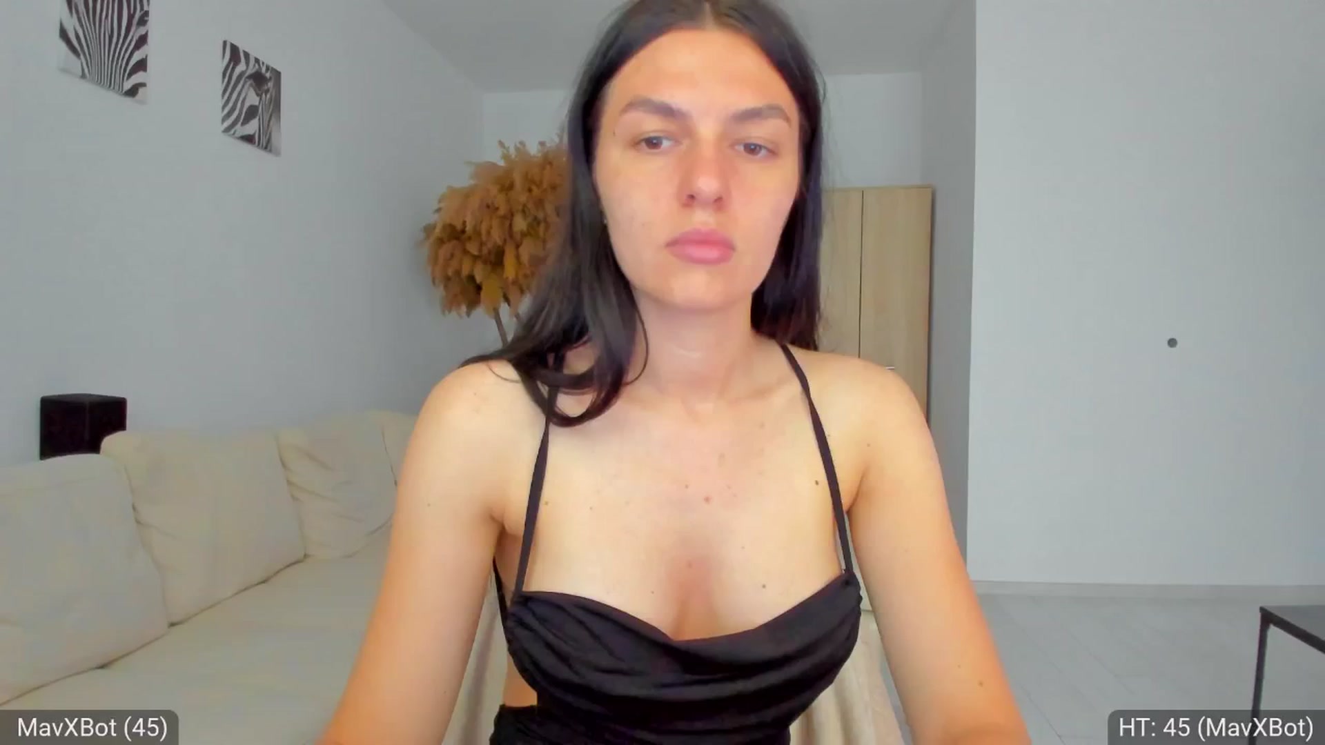 Gallery image thumbnail from AvaMoonlight's myfreecams stream on, 05/06/2025, 16:03 image 8 of 20