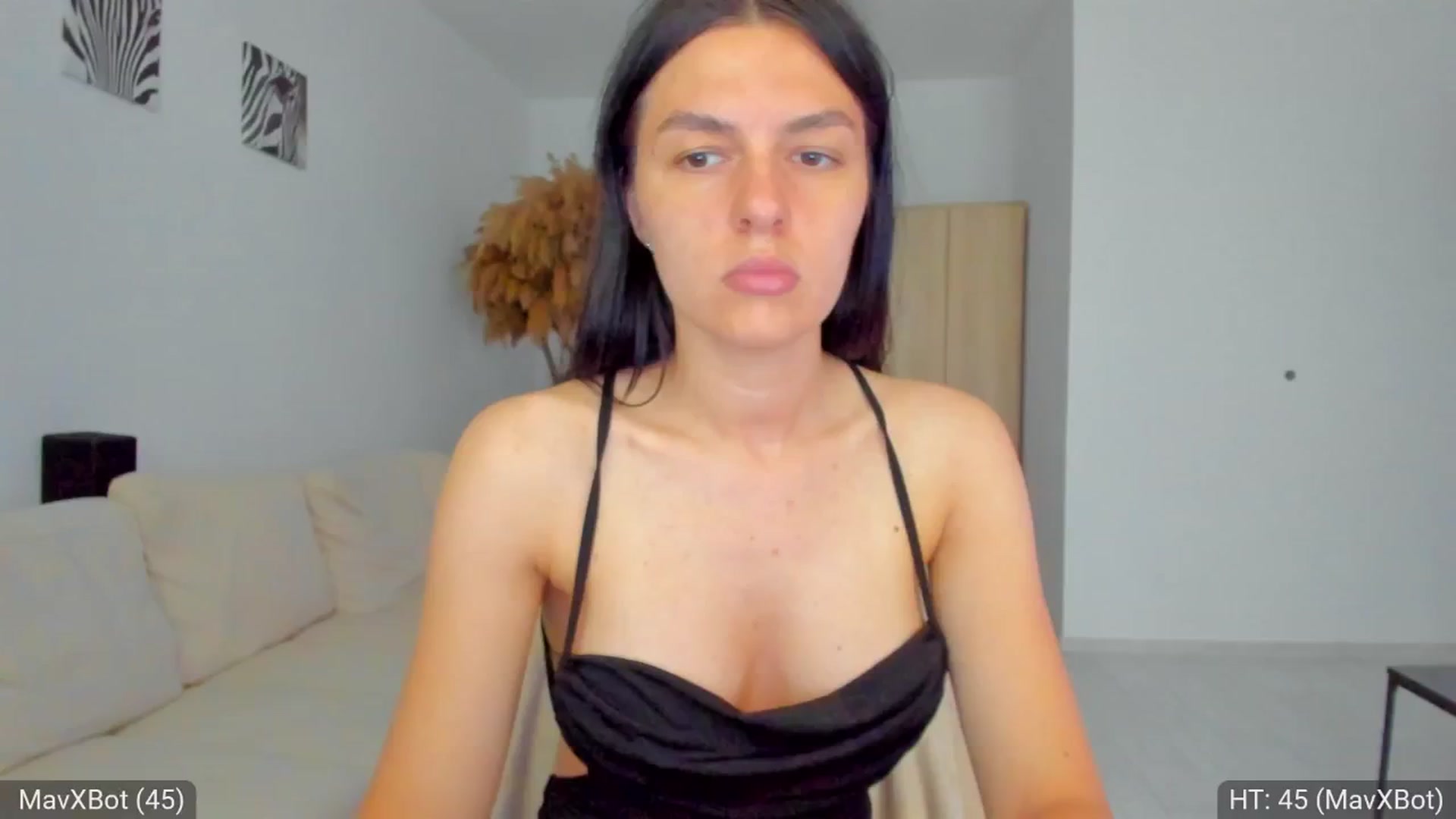 Gallery image thumbnail from AvaMoonlight's myfreecams stream on, 05/06/2025, 16:03 image 7 of 20