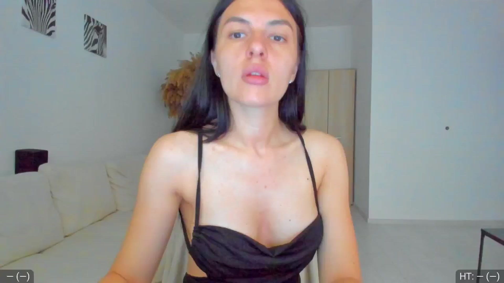 Gallery image thumbnail from AvaMoonlight's myfreecams stream on, 05/06/2025, 16:03 image 4 of 20
