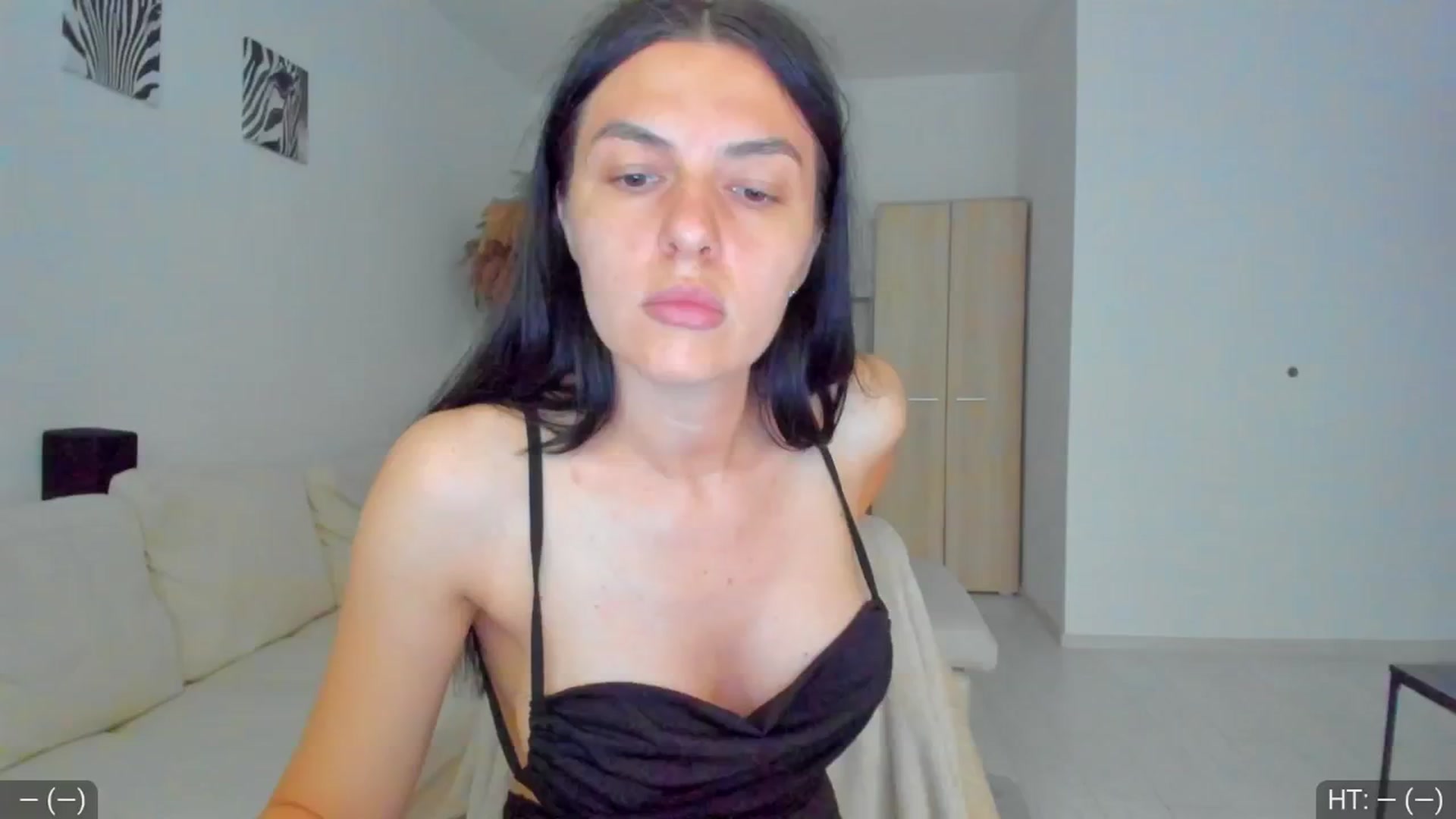 Gallery image thumbnail from AvaMoonlight's myfreecams stream on, 05/06/2025, 16:03 image 3 of 20