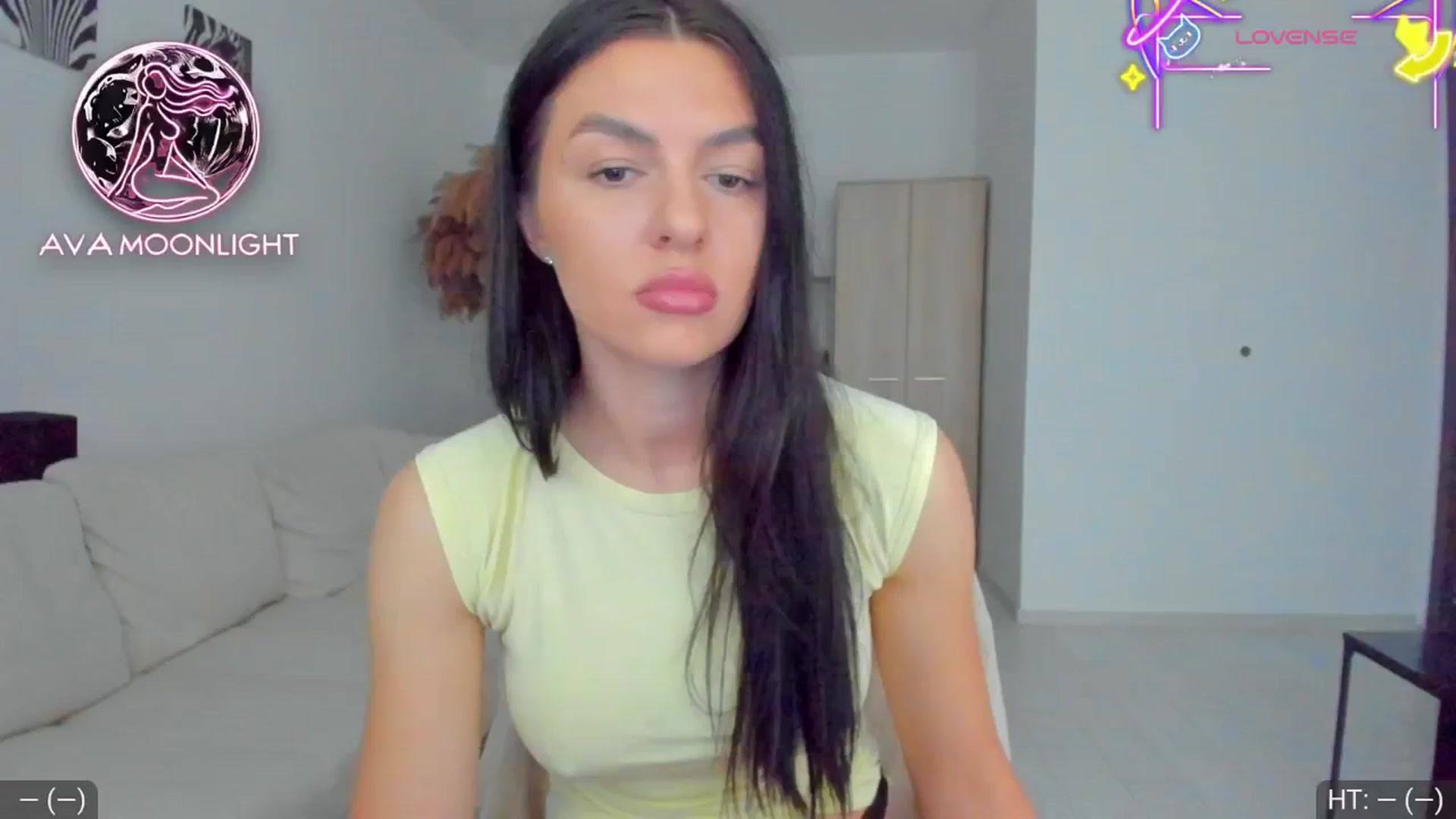Gallery image thumbnail from AvaMoonlight's myfreecams stream on, 05/08/2025, 16:15 image 8 of 20