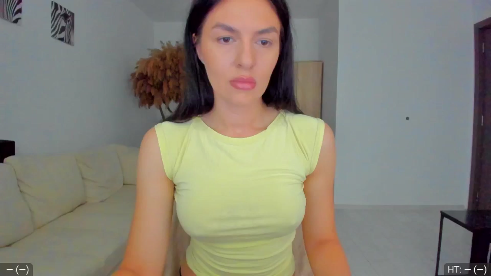 Gallery image thumbnail from AvaMoonlight's myfreecams stream on, 05/08/2025, 16:15 image 2 of 20