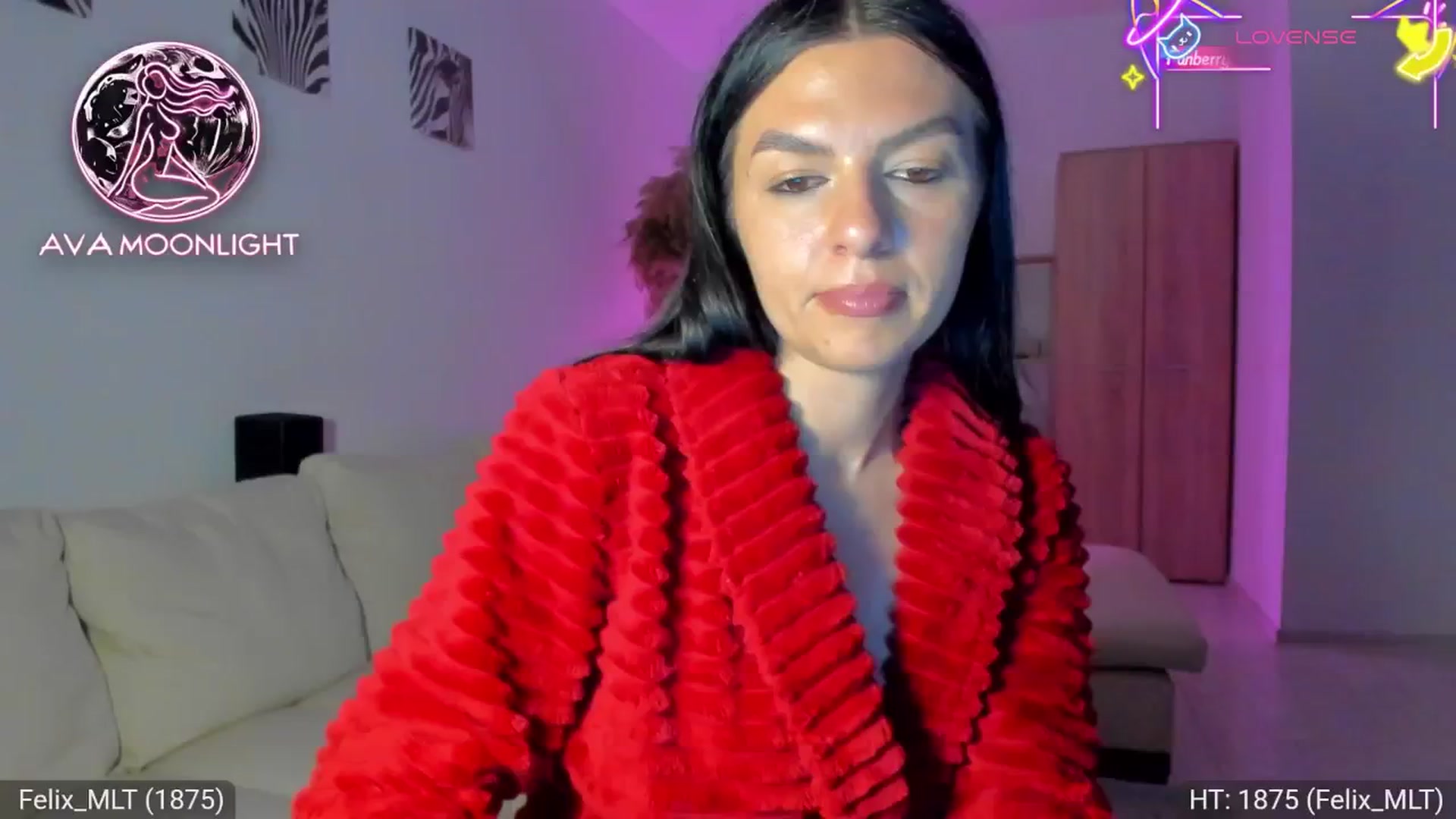 Gallery image thumbnail from AvaMoonlight's myfreecams stream on, 05/10/2025, 24:15 image 17 of 20
