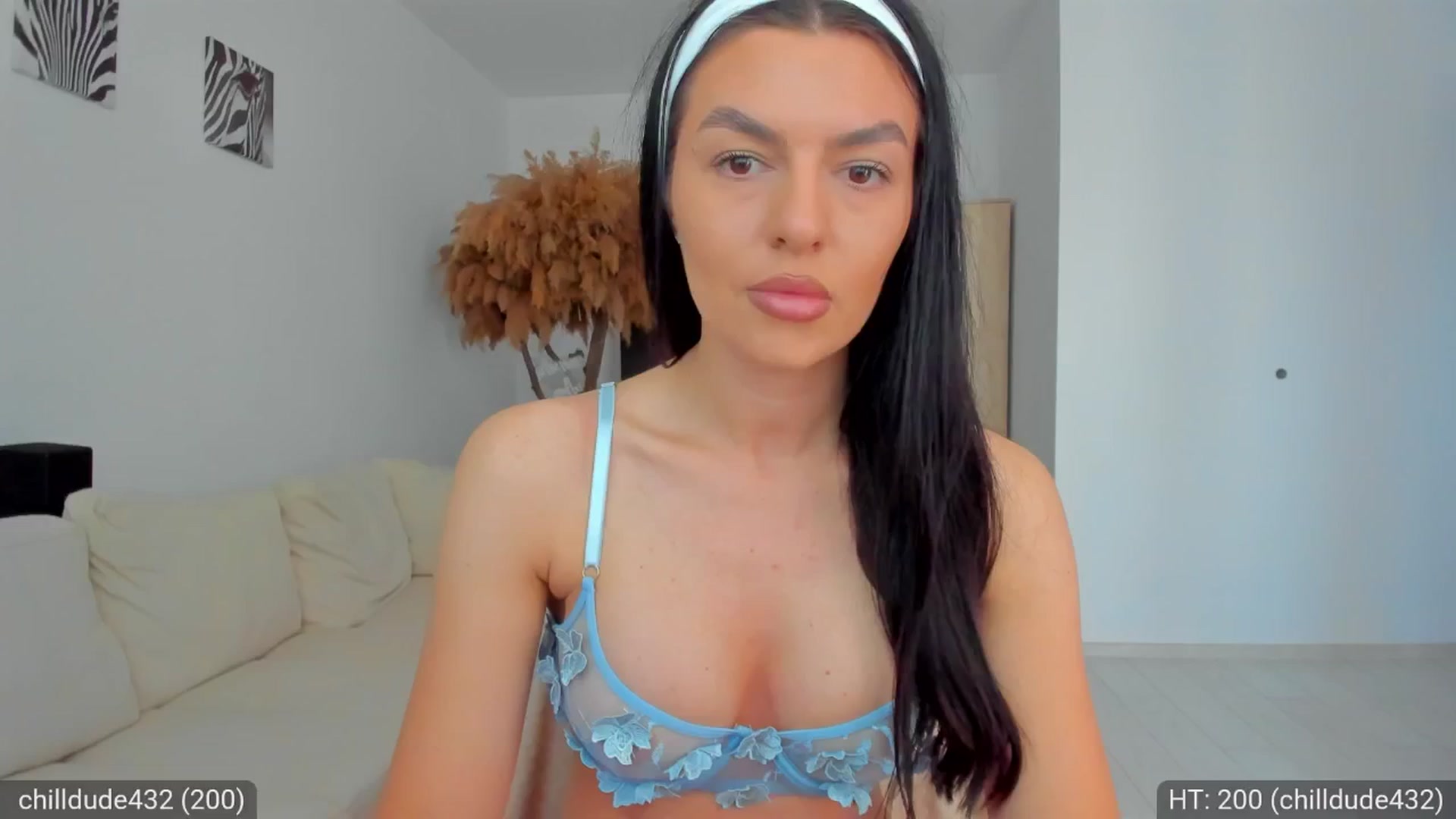 Gallery image thumbnail from AvaMoonlight's myfreecams stream on, 05/14/2025, 16:05 image 20 of 20