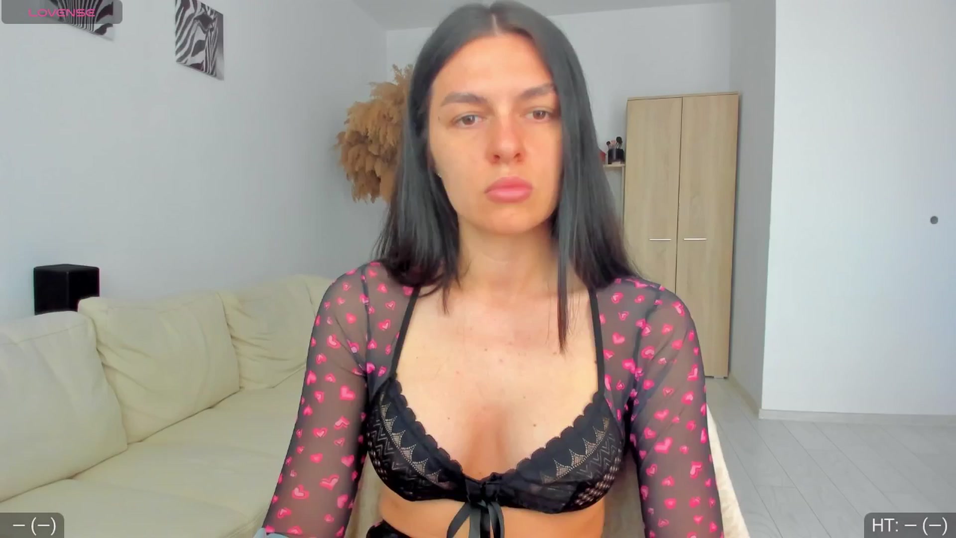 Gallery image thumbnail from AvaMoonlight's myfreecams stream on, 05/18/2025, 16:15 image 1 of 20
