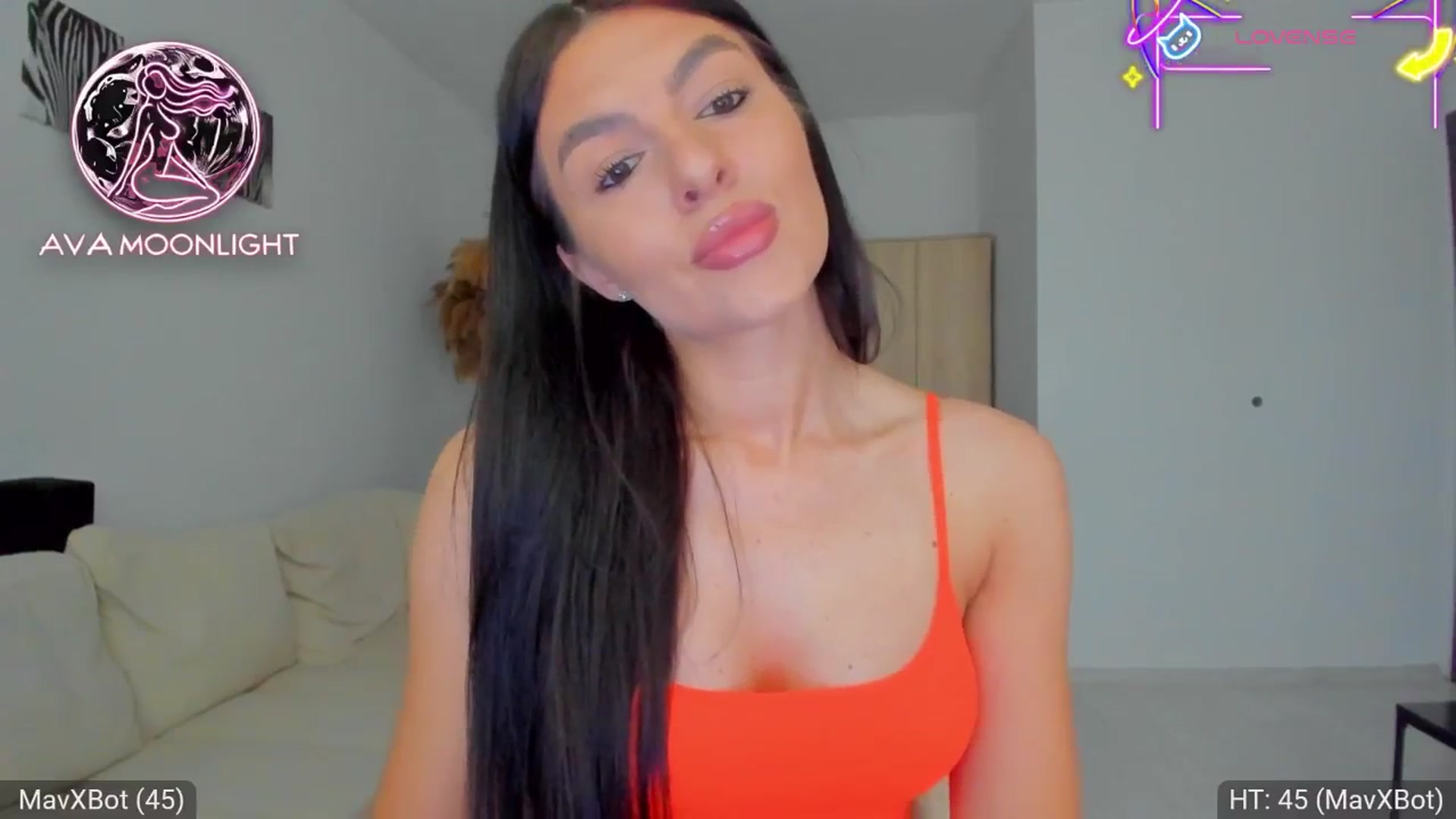 Gallery image thumbnail from AvaMoonlight's myfreecams stream on, 05/27/2025, 16:03 image 8 of 20