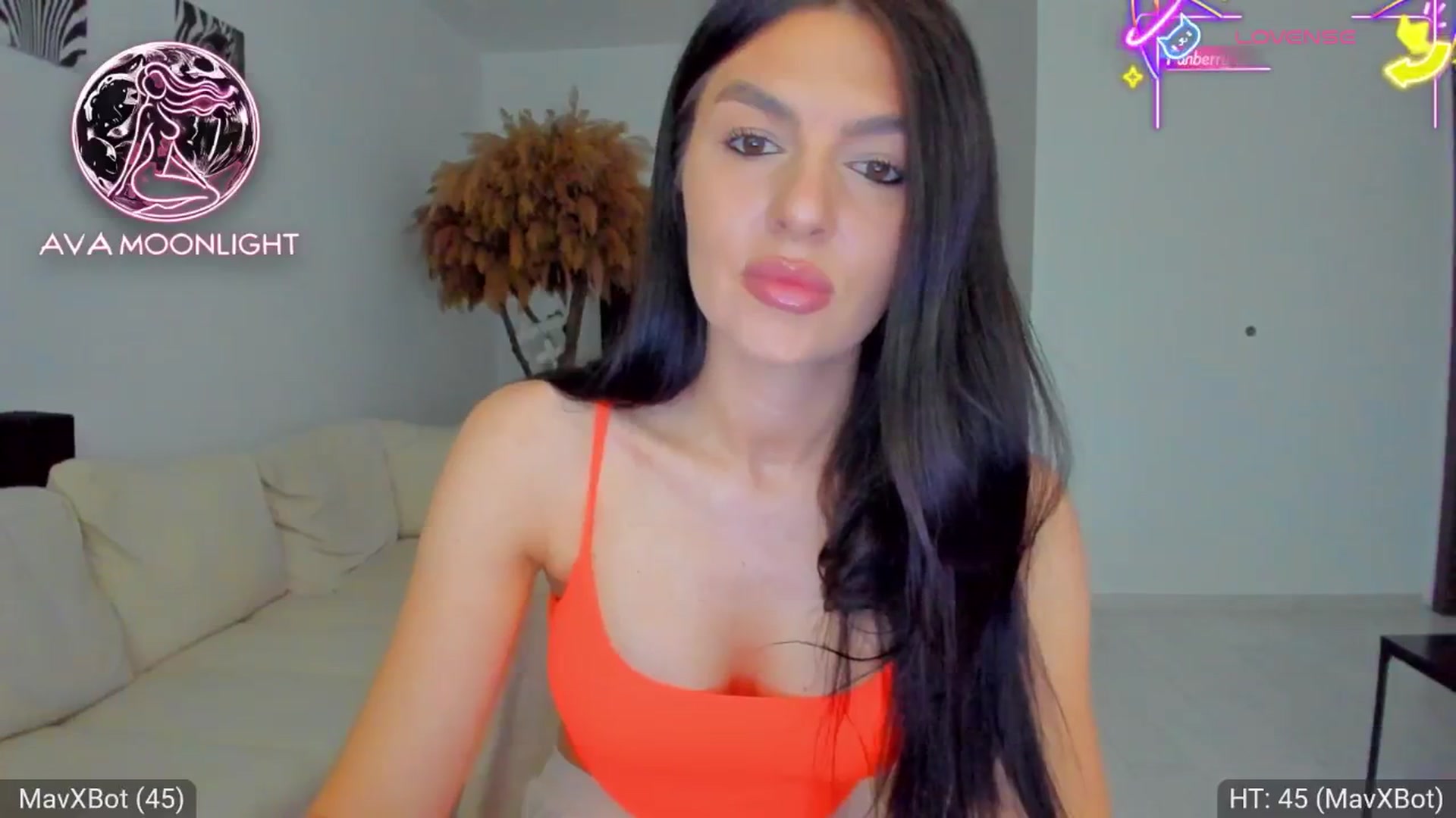 Gallery image thumbnail from AvaMoonlight's myfreecams stream on, 05/27/2025, 16:03 image 13 of 20