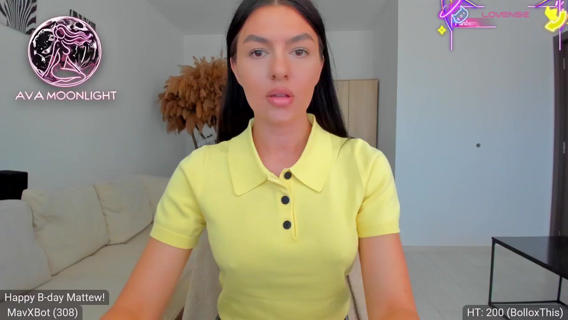 Gallery image thumbnail from AvaMoonlight's myfreecams stream on, 05/31/2025, 16:22 image 6 of 20
