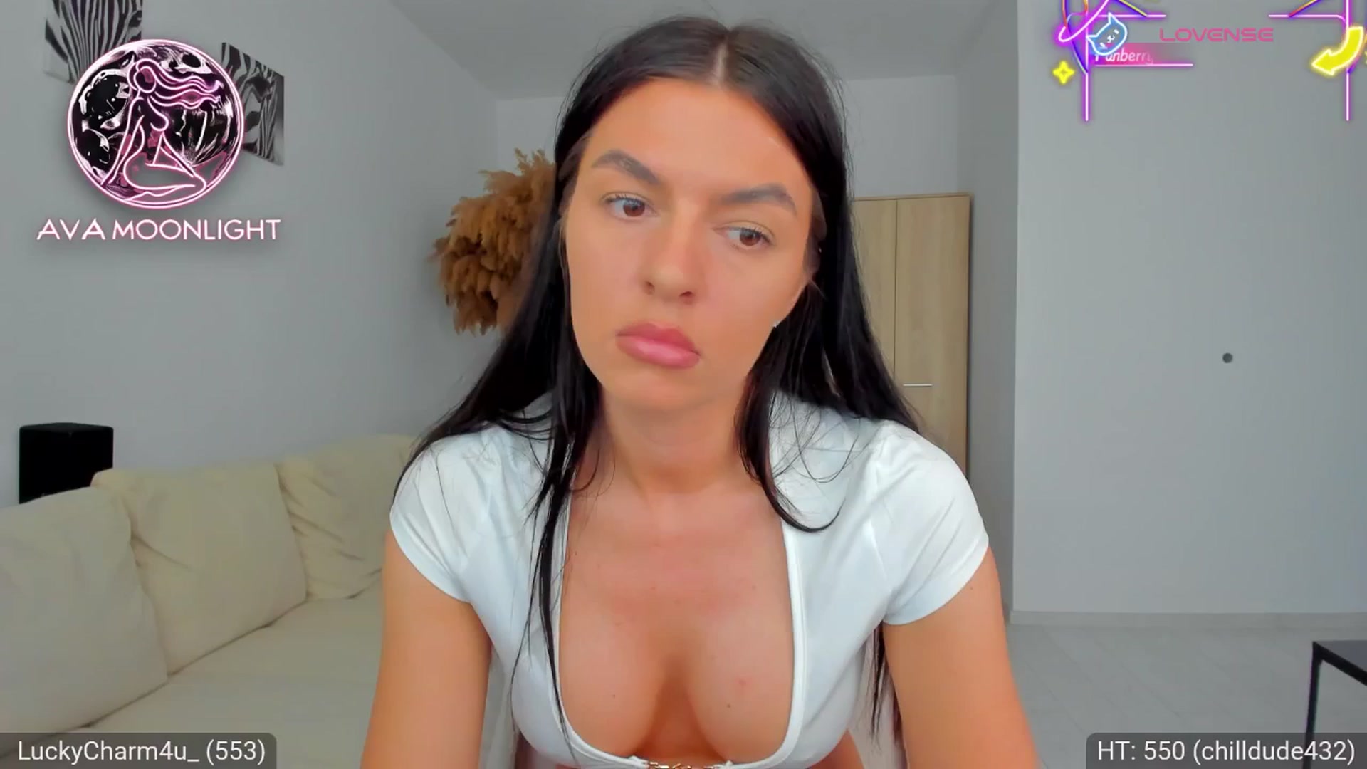 Gallery image thumbnail from AvaMoonlight's myfreecams stream on, 06/04/2025, 16:03 image 18 of 20