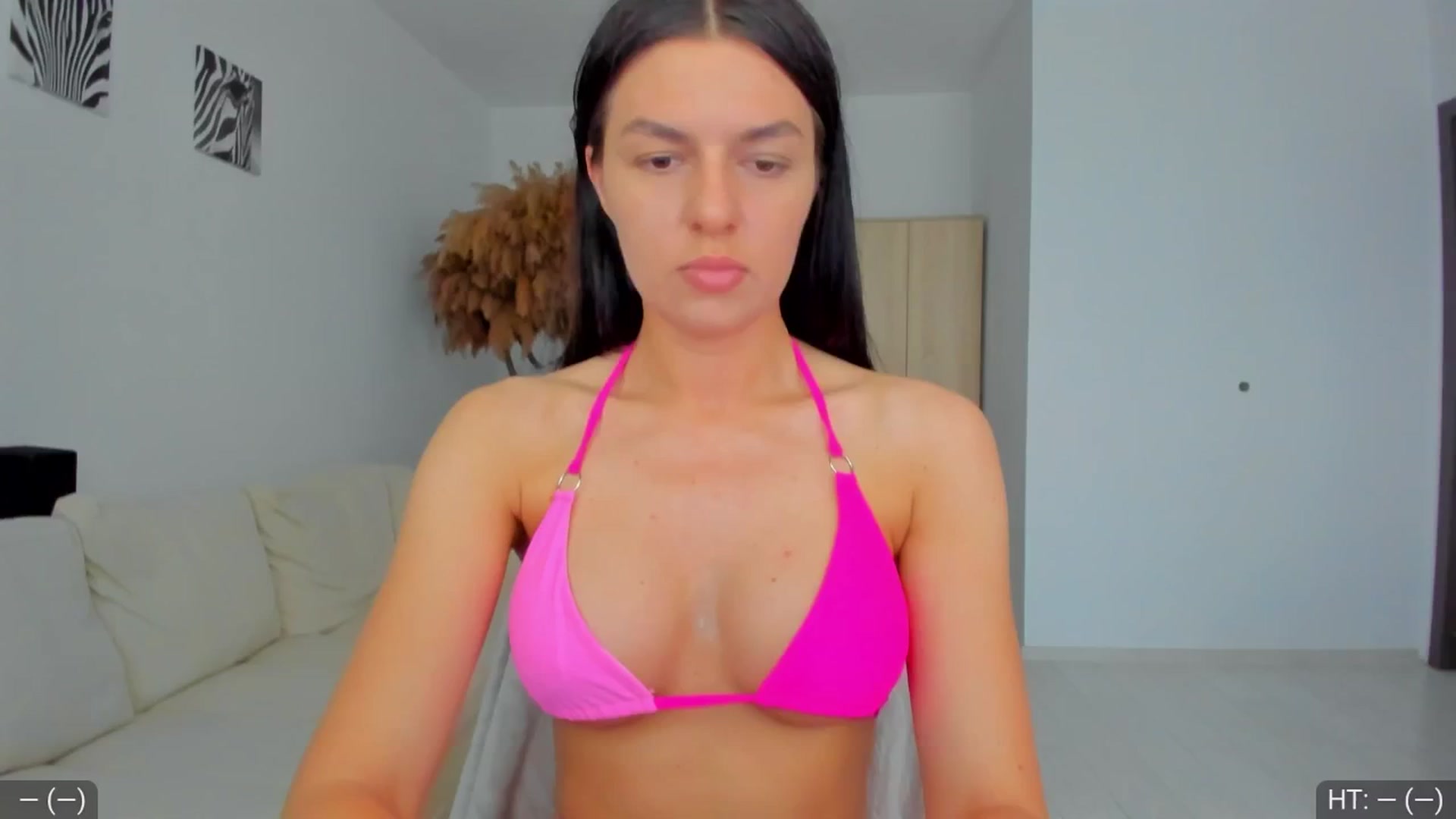 Gallery image thumbnail from AvaMoonlight's myfreecams stream on, 06/05/2025, 15:59 image 1 of 20