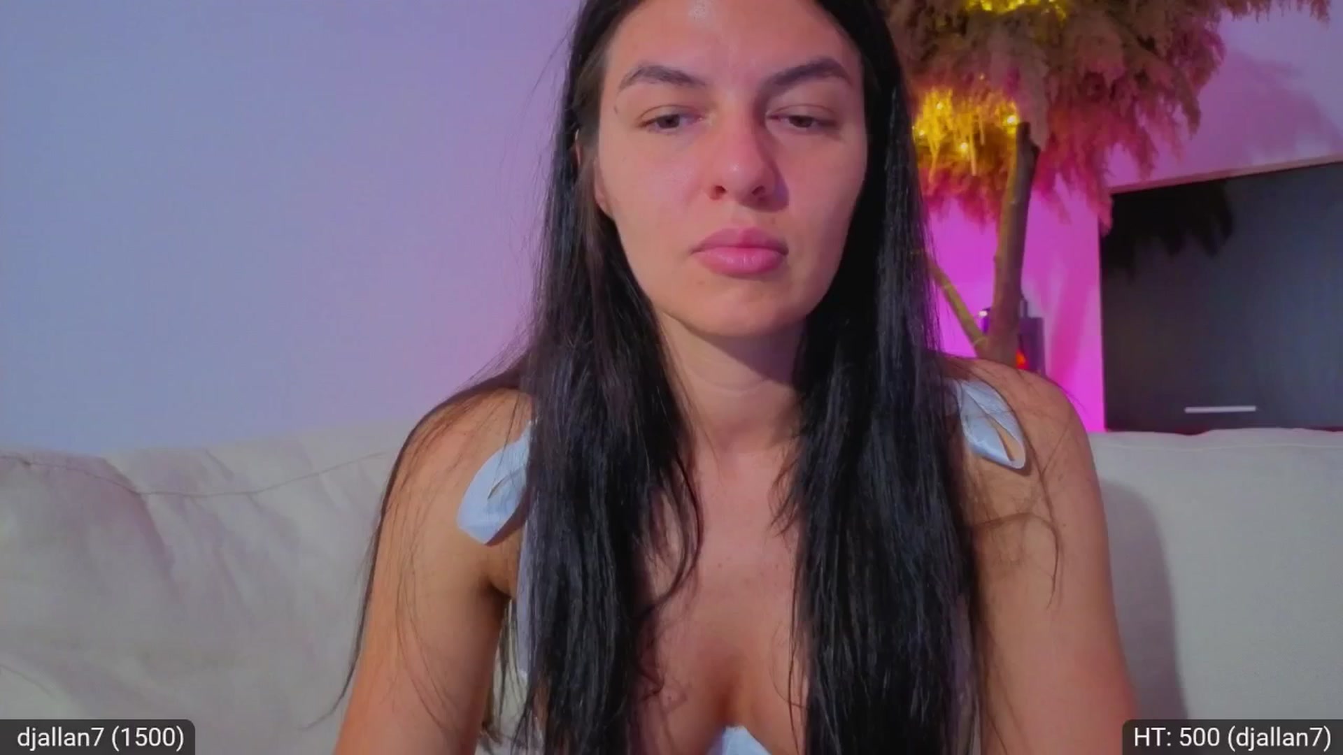 Gallery image thumbnail from AvaMoonlight's myfreecams stream on, 06/18/2025, 23:32 image 19 of 20