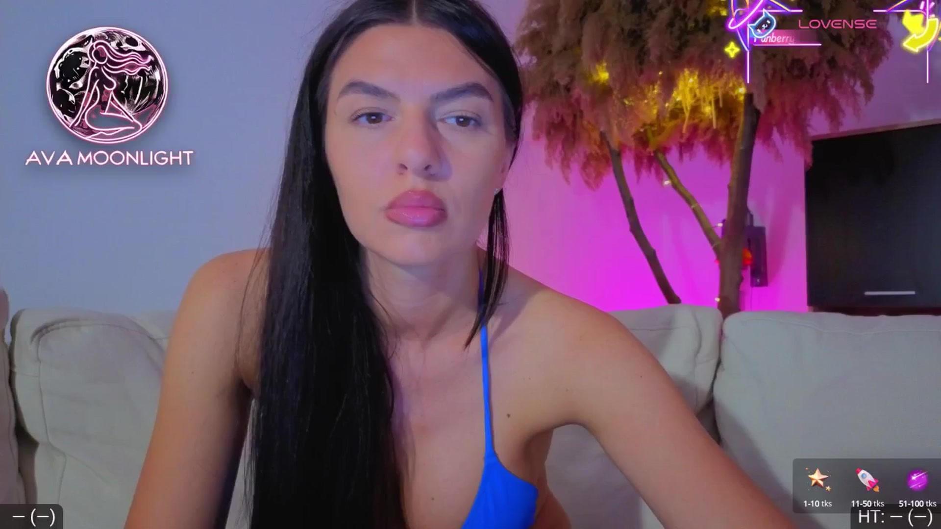 Gallery image thumbnail from AvaMoonlight's myfreecams stream on, 06/19/2025, 23:51 image 9 of 20