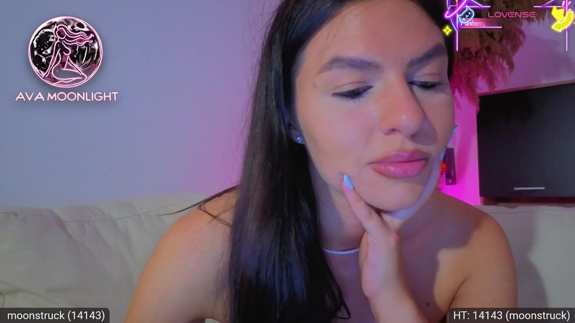 Gallery image thumbnail from AvaMoonlight's myfreecams stream on, 06/20/2025, 23:52 image 20 of 20