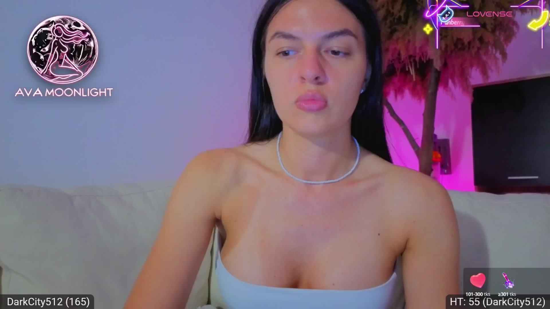 Gallery image thumbnail from AvaMoonlight's myfreecams stream on, 06/24/2025, 24:05 image 10 of 20