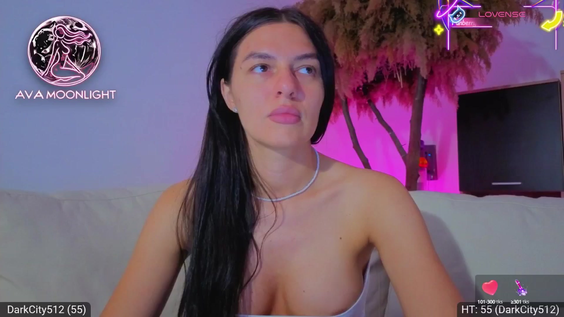 Gallery image thumbnail from AvaMoonlight's myfreecams stream on, 06/24/2025, 24:05 image 1 of 20