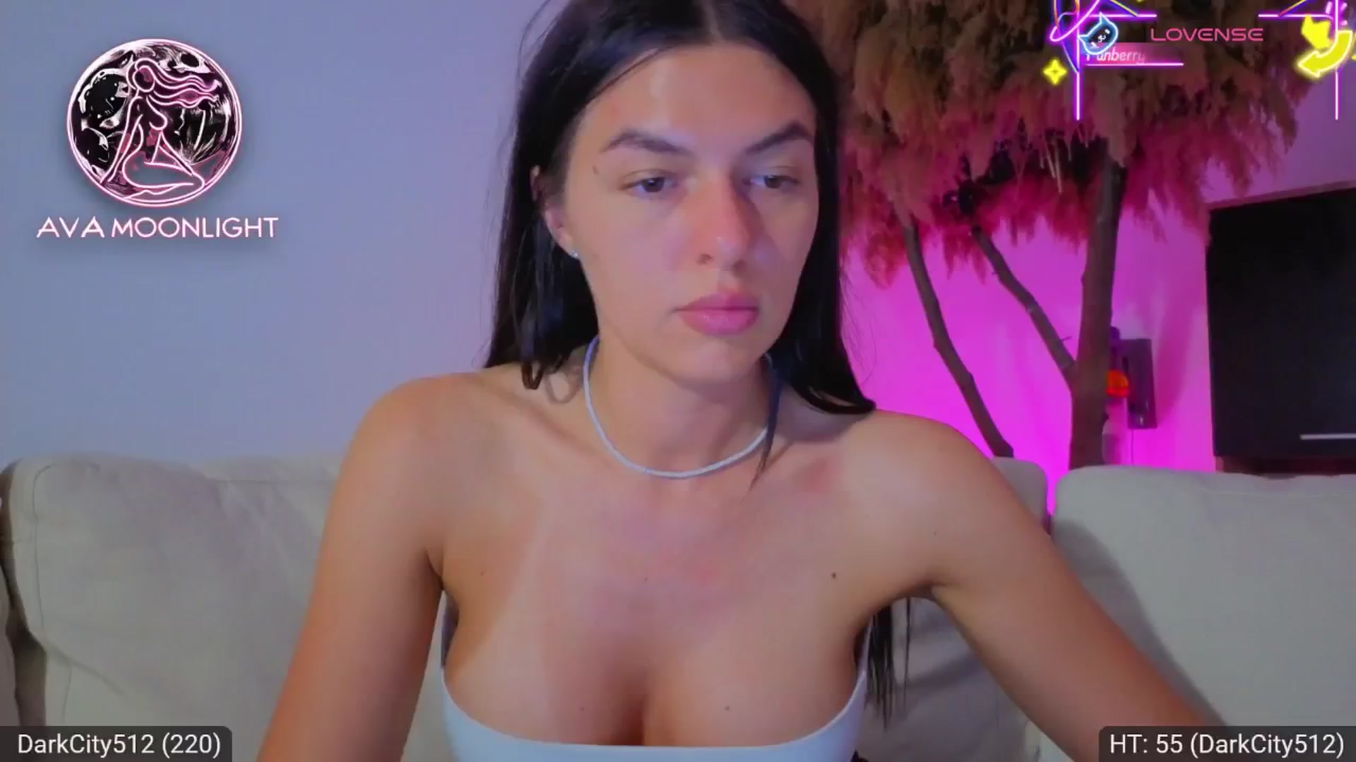 Gallery image thumbnail from AvaMoonlight's myfreecams stream on, 06/24/2025, 24:25 image 2 of 20