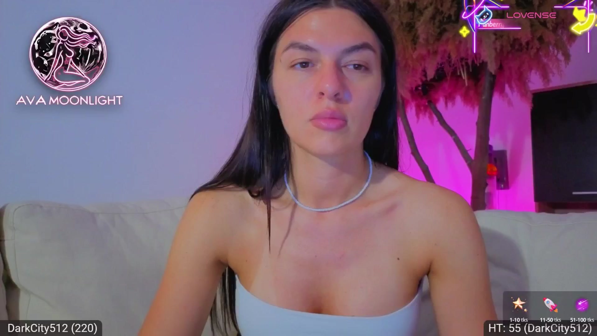 Gallery image thumbnail from AvaMoonlight's myfreecams stream on, 06/24/2025, 24:25 image 20 of 20