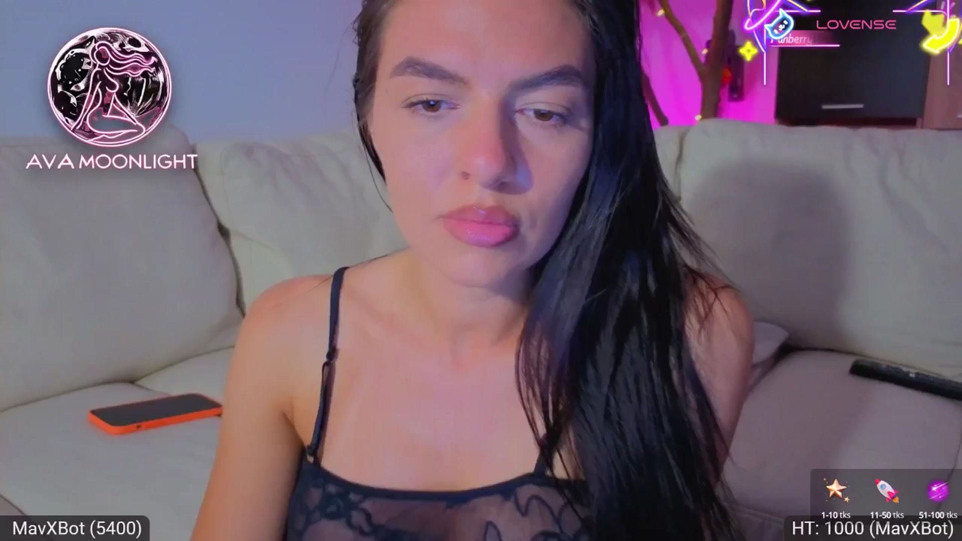 Gallery image thumbnail from AvaMoonlight's myfreecams stream on, 06/25/2025, 24:34 image 9 of 20