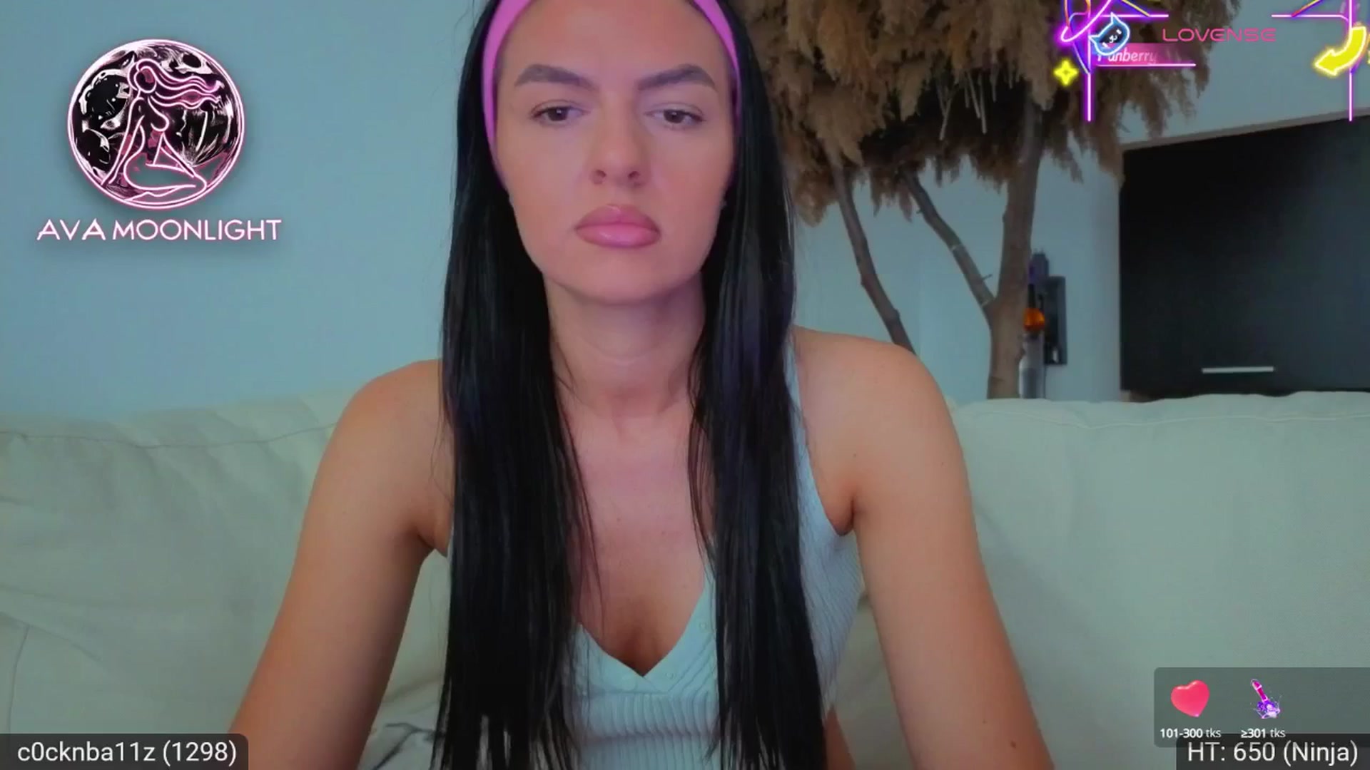 Gallery image thumbnail from AvaMoonlight's myfreecams stream on, 06/26/2025, 16:08 image 20 of 20