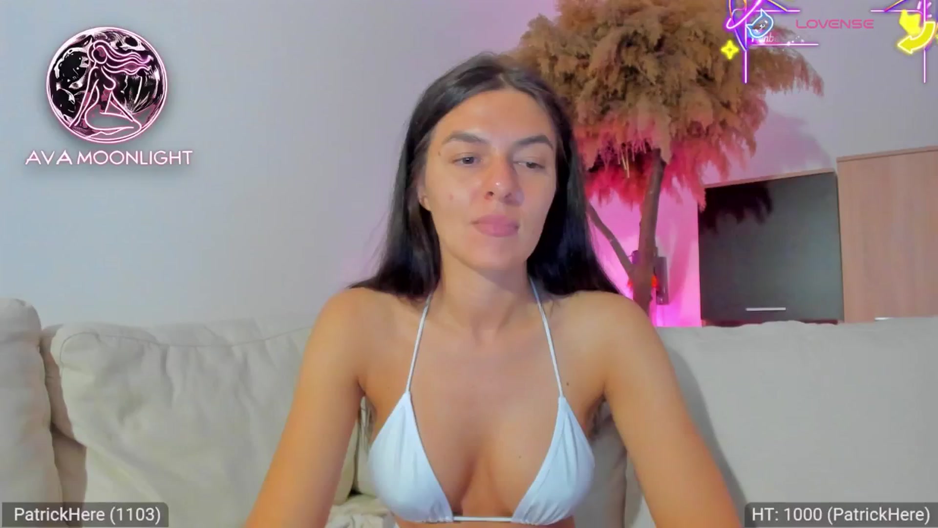 Gallery image thumbnail from AvaMoonlight's myfreecams stream on, 06/27/2025, 23:42 image 11 of 20