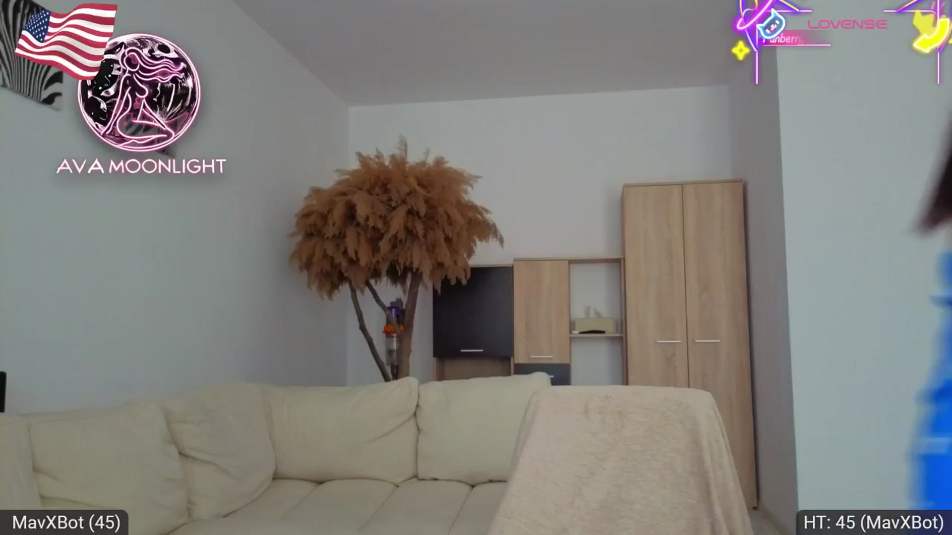 Gallery image thumbnail from AvaMoonlight's myfreecams stream on, 07/04/2025, 15:59 image 15 of 20