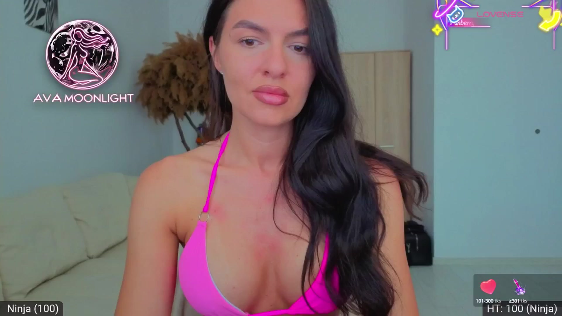 Gallery image thumbnail from AvaMoonlight's myfreecams stream on, 07/06/2025, 16:04 image 1 of 20