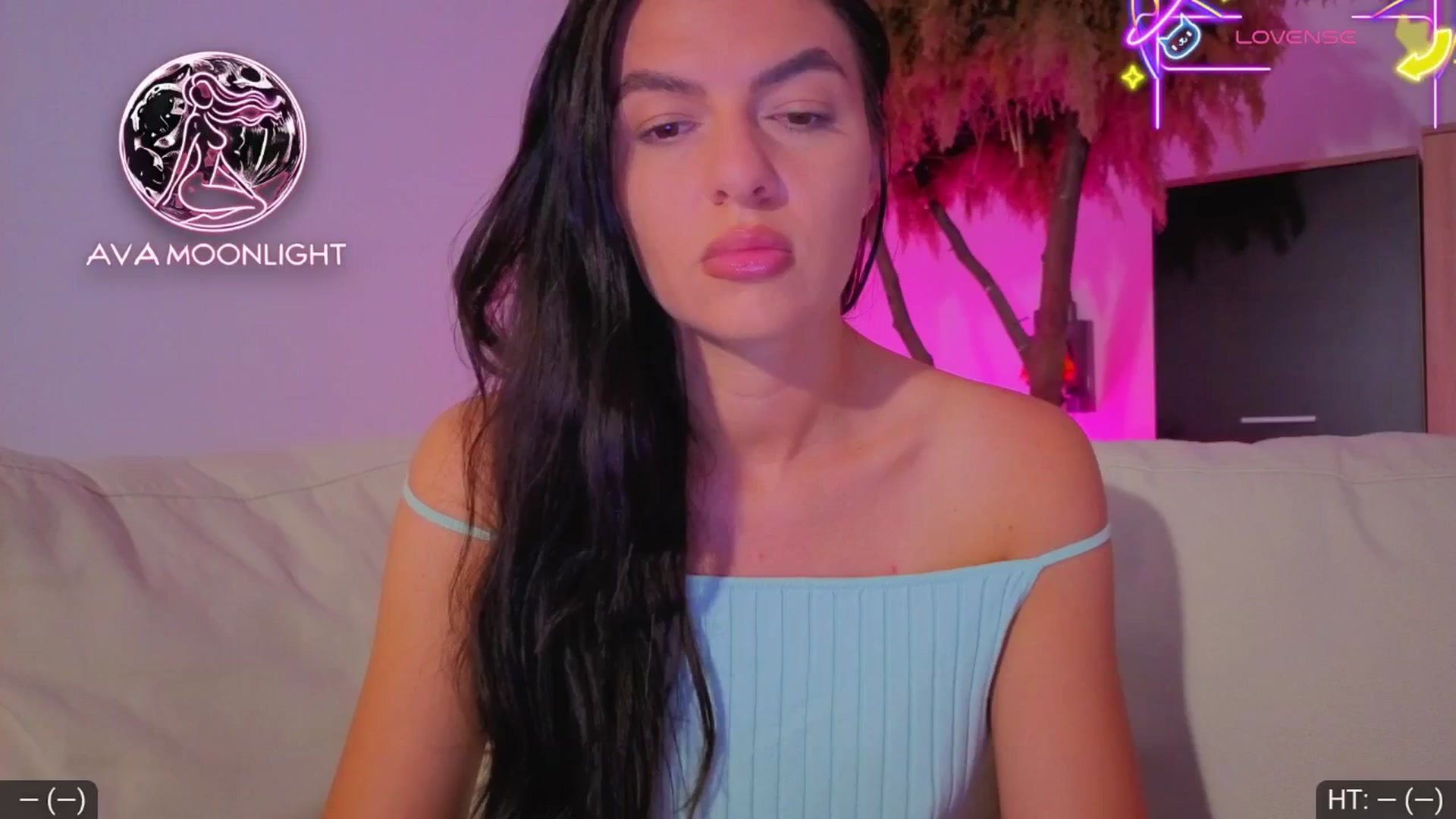 Gallery image thumbnail from AvaMoonlight's myfreecams stream on, 07/07/2025, 23:16 image 6 of 20