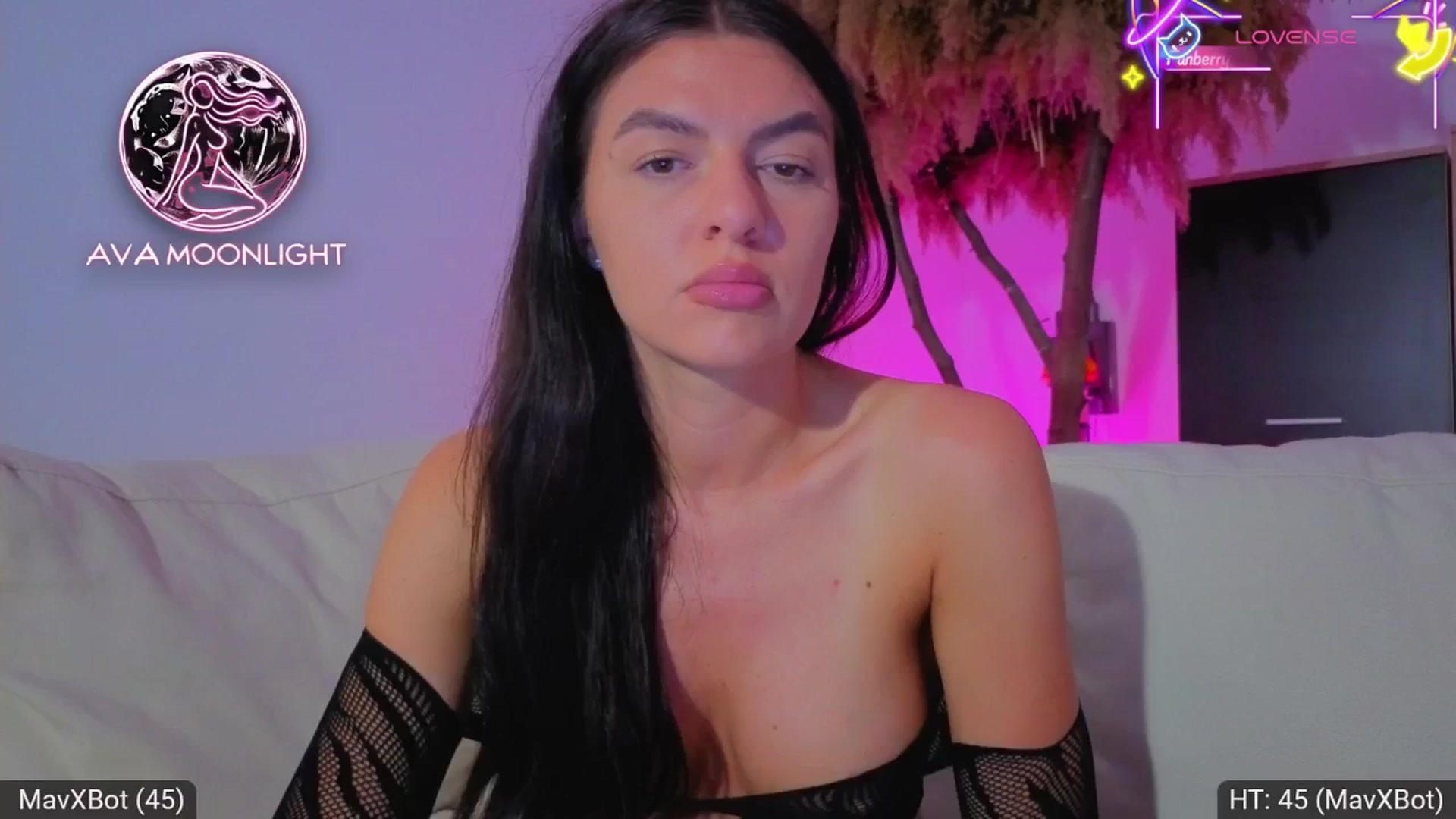Gallery image thumbnail from AvaMoonlight's myfreecams stream on, 07/08/2025, 24:26 image 2 of 20