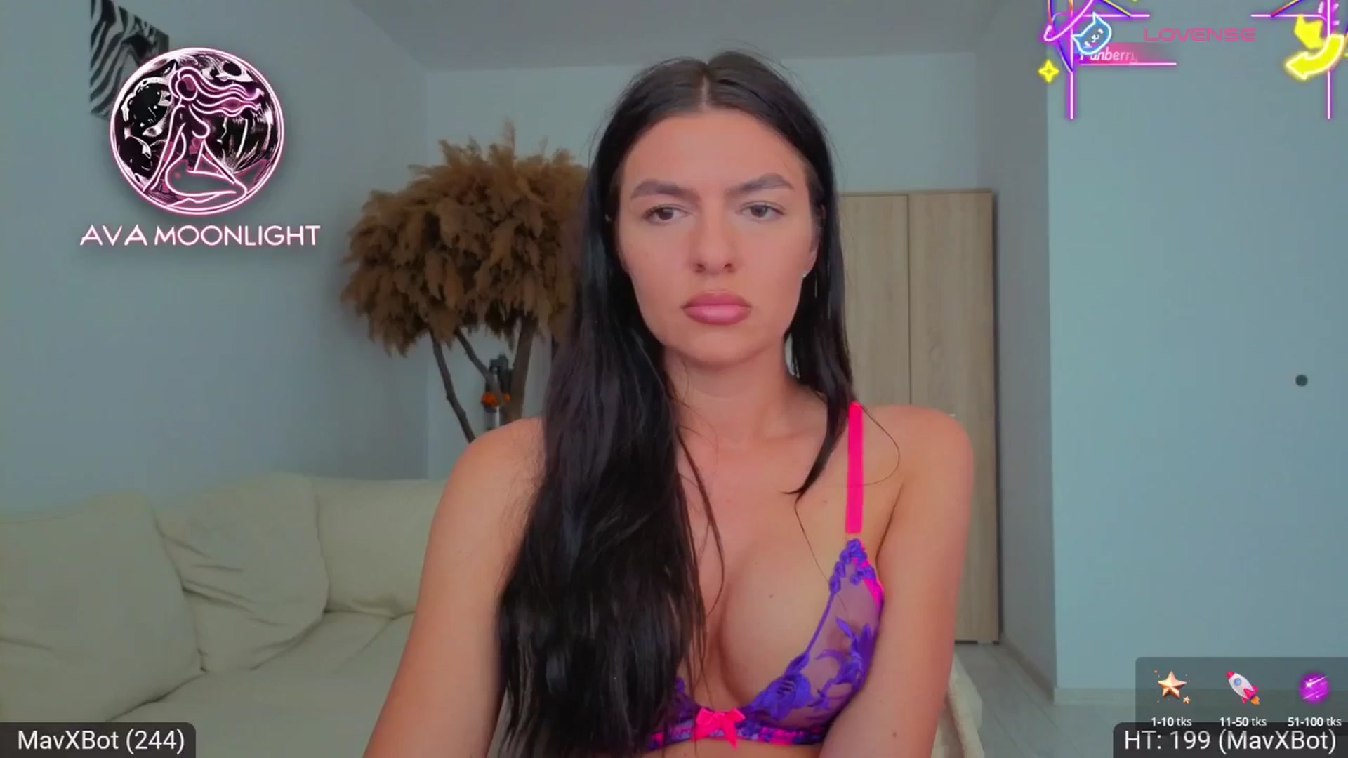 Gallery image thumbnail from AvaMoonlight's myfreecams stream on, 07/08/2025, 16:08 image 18 of 20