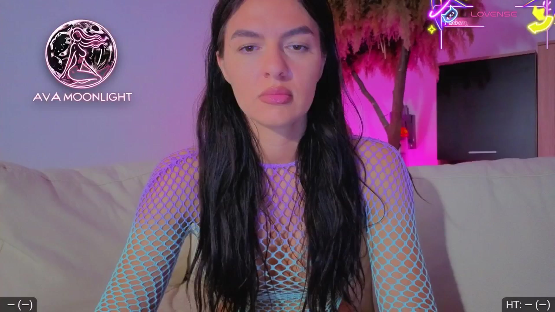 Gallery image thumbnail from AvaMoonlight's myfreecams stream on, 07/09/2025, 21:49 image 2 of 20