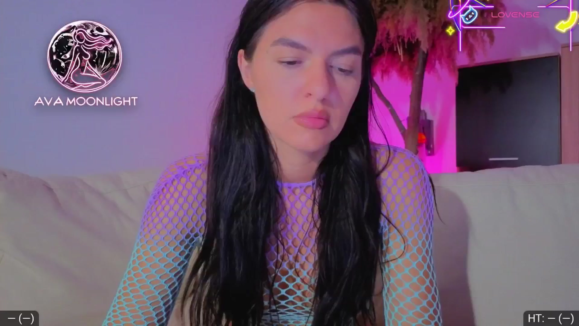 Gallery image thumbnail from AvaMoonlight's myfreecams stream on, 07/09/2025, 21:49 image 1 of 20