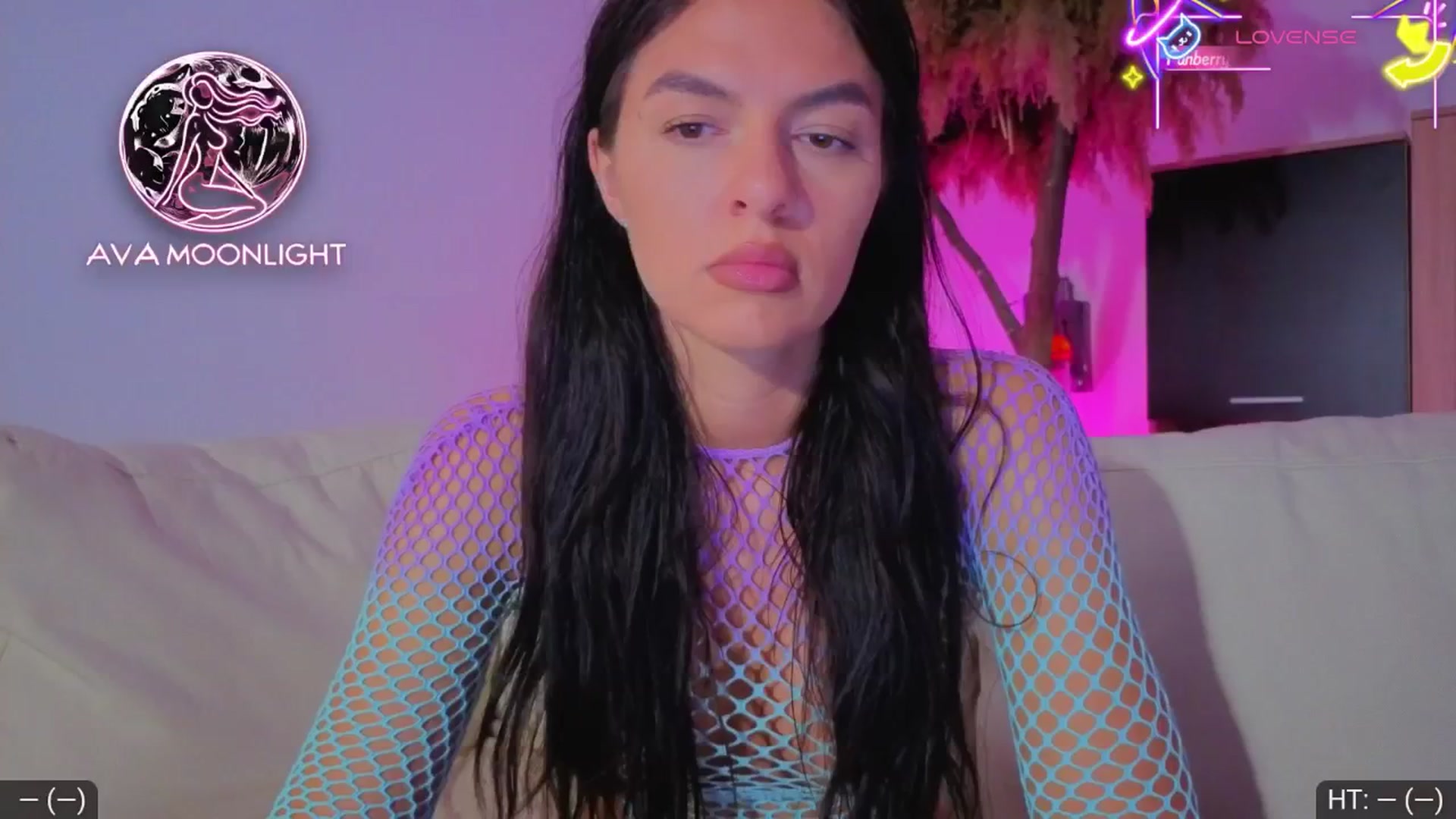 Gallery image thumbnail from AvaMoonlight's myfreecams stream on, 07/09/2025, 21:49 image 14 of 20