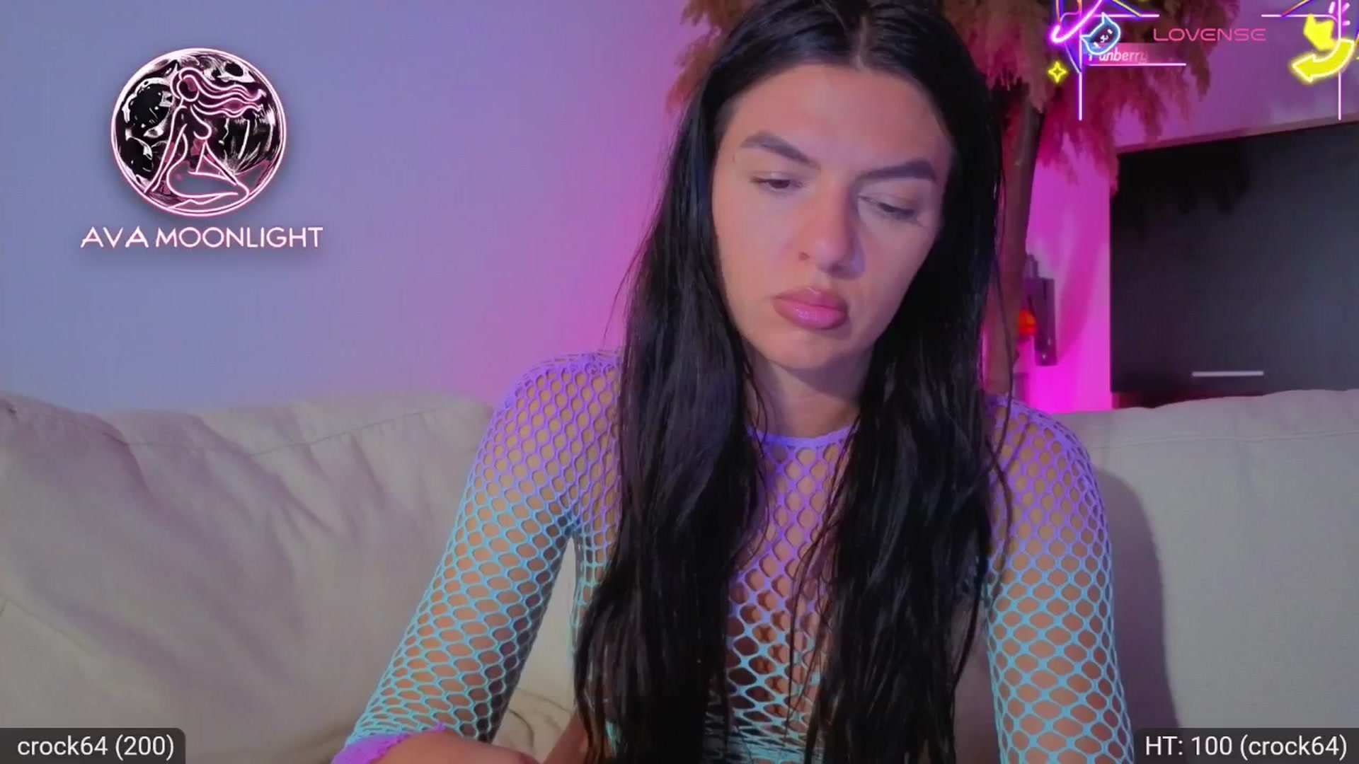 Gallery image thumbnail from AvaMoonlight's myfreecams stream on, 07/09/2025, 22:50 image 10 of 20