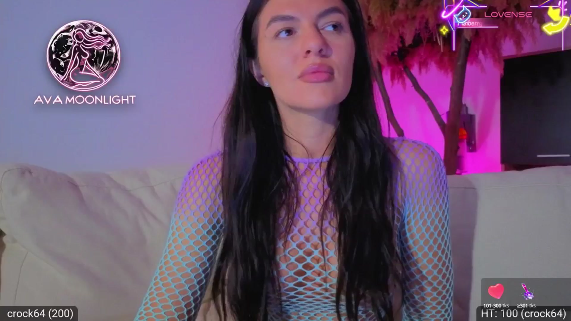 Gallery image thumbnail from AvaMoonlight's myfreecams stream on, 07/09/2025, 22:50 image 4 of 20