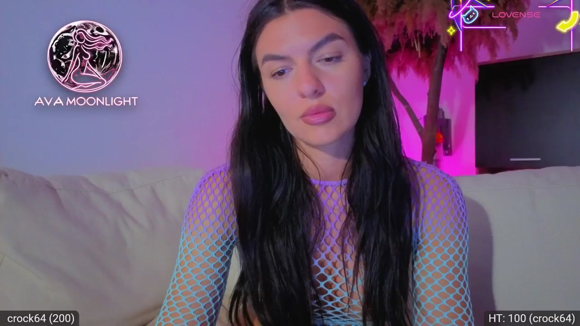 Gallery image thumbnail from AvaMoonlight's myfreecams stream on, 07/09/2025, 22:50 image 11 of 20
