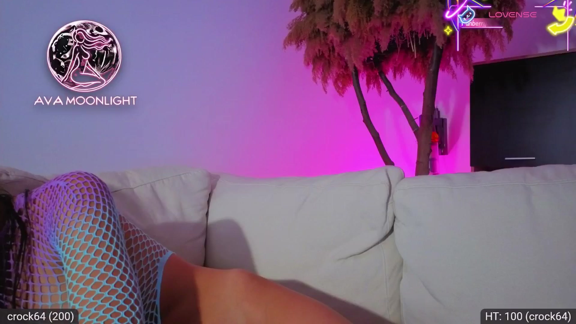 Gallery image thumbnail from AvaMoonlight's myfreecams stream on, 07/09/2025, 22:50 image 16 of 20