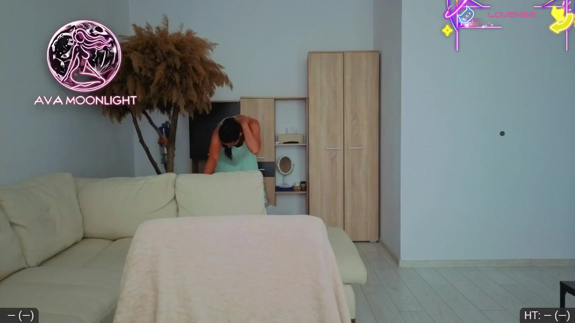Gallery image thumbnail from AvaMoonlight's myfreecams stream on, 07/10/2025, 14:30 image 1 of 20