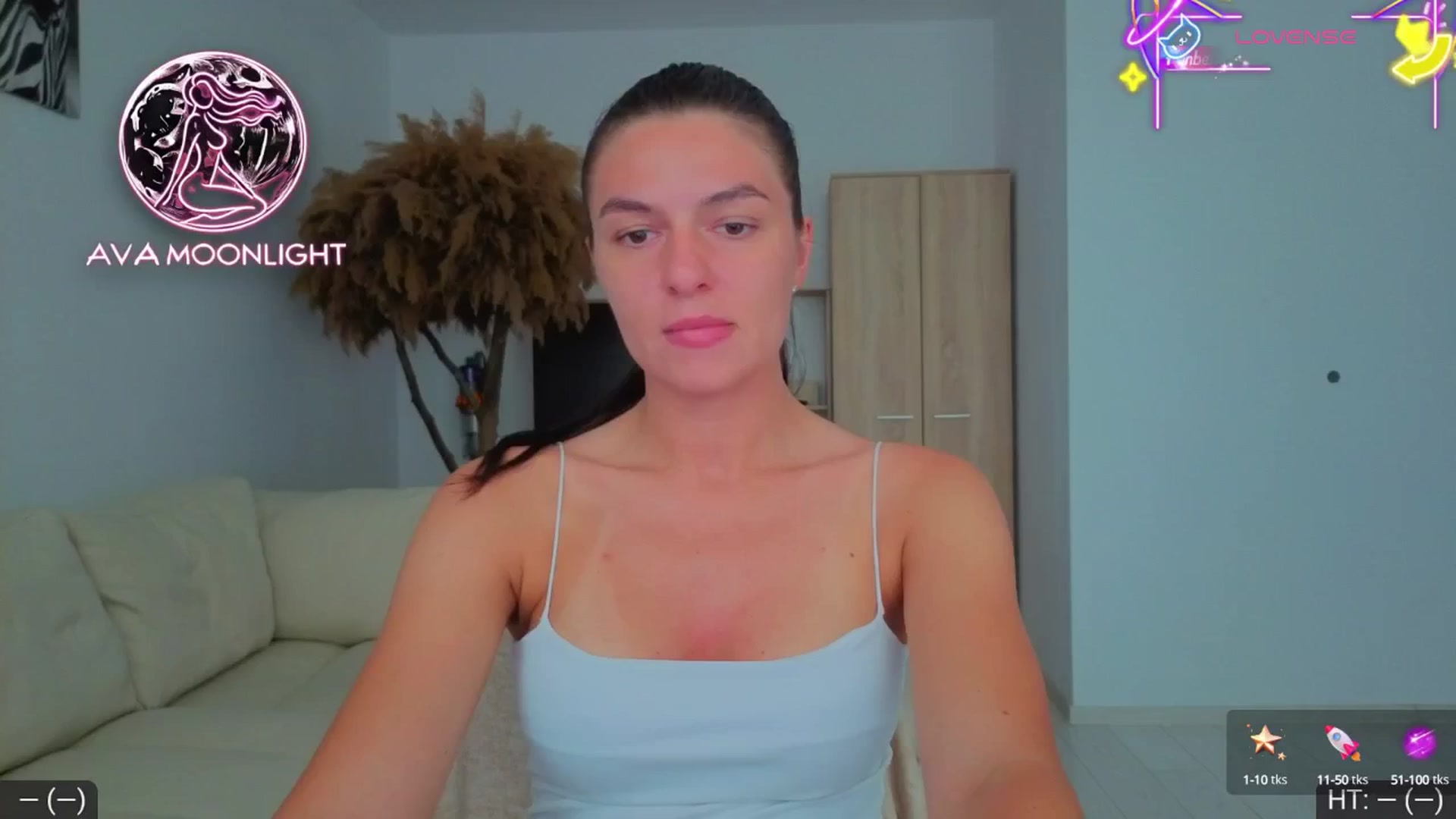 Gallery image thumbnail from AvaMoonlight's myfreecams stream on, 07/10/2025, 14:30 image 13 of 20