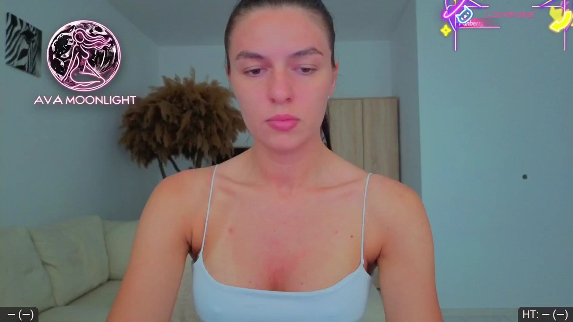 Gallery image thumbnail from AvaMoonlight's myfreecams stream on, 07/10/2025, 14:30 image 5 of 20