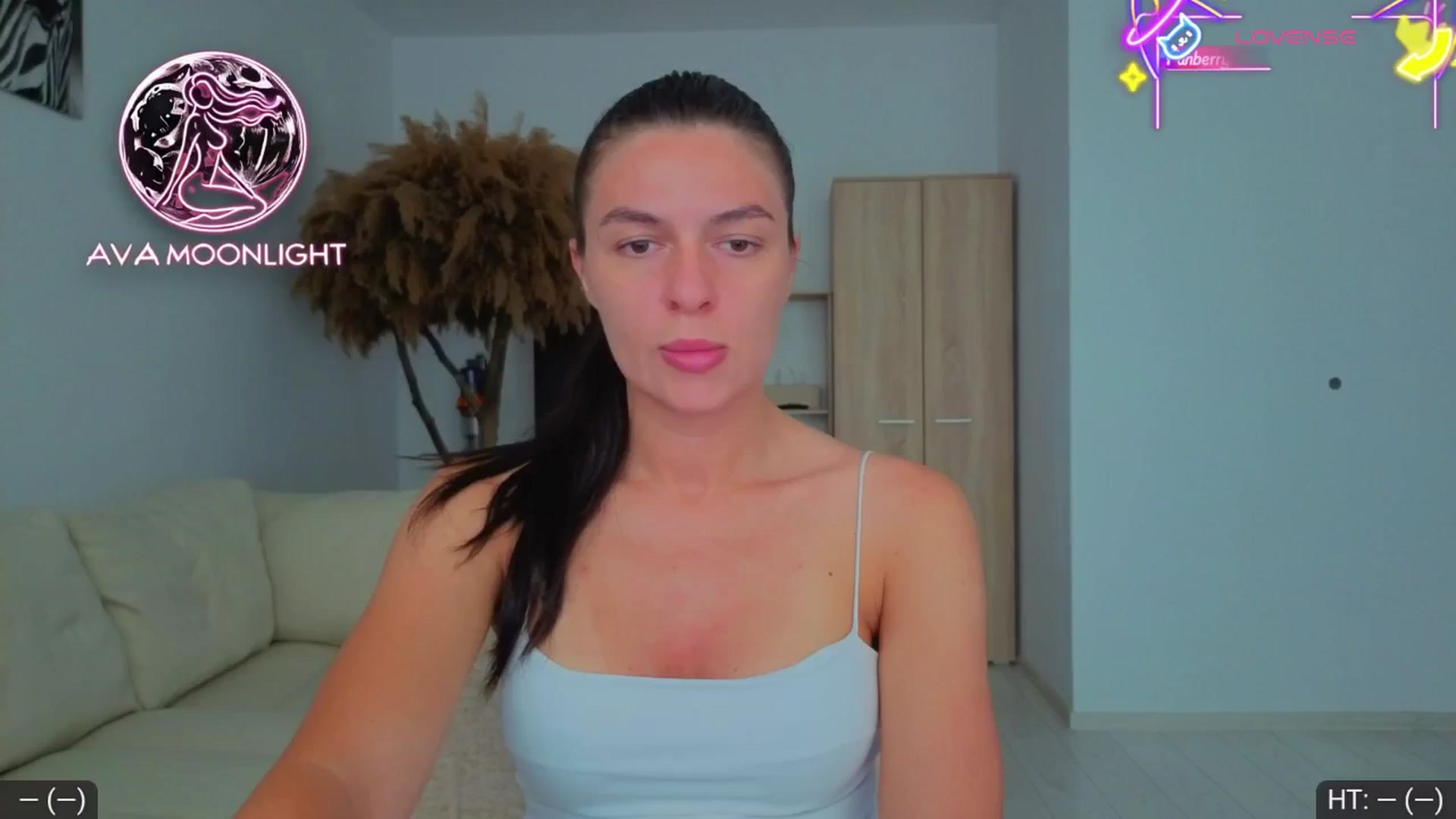 Gallery image thumbnail from AvaMoonlight's myfreecams stream on, 07/10/2025, 14:30 image 17 of 20