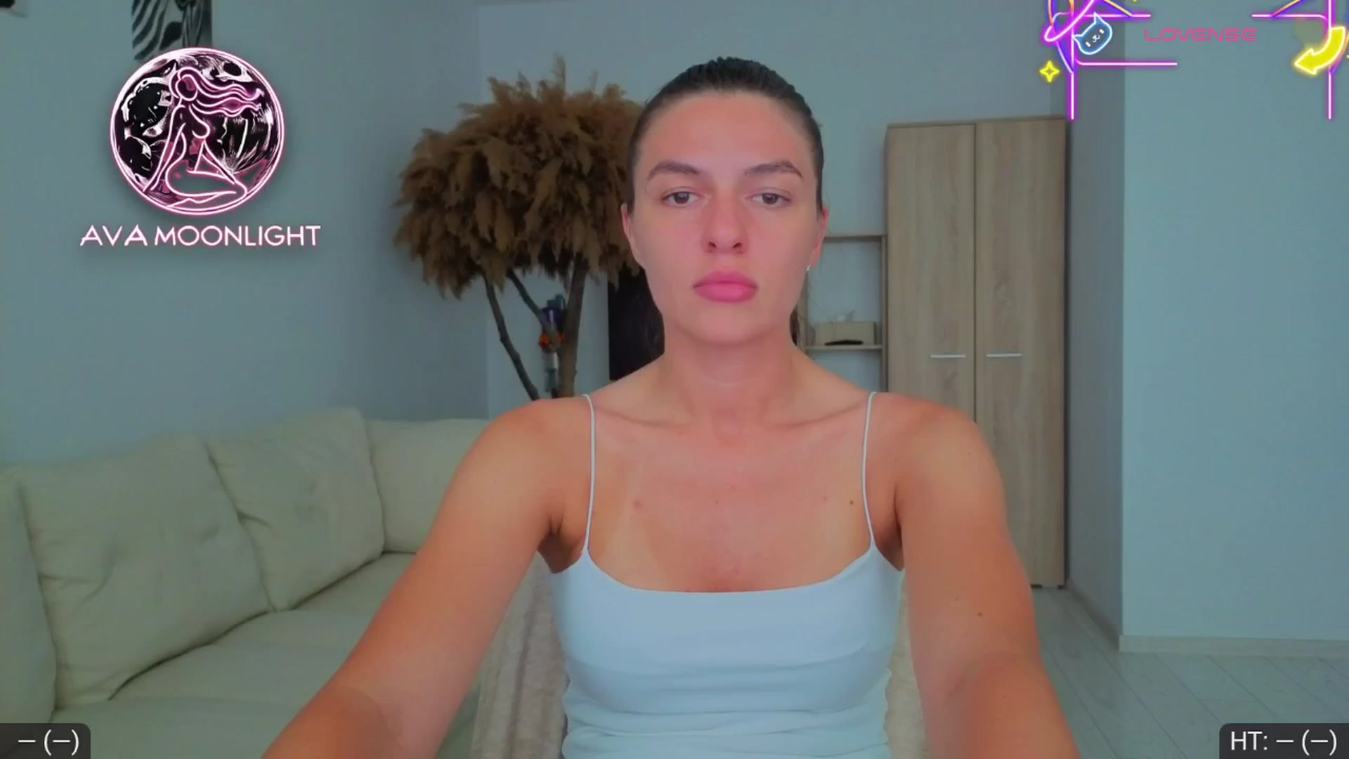 Gallery image thumbnail from AvaMoonlight's myfreecams stream on, 07/10/2025, 15:36 image 8 of 20