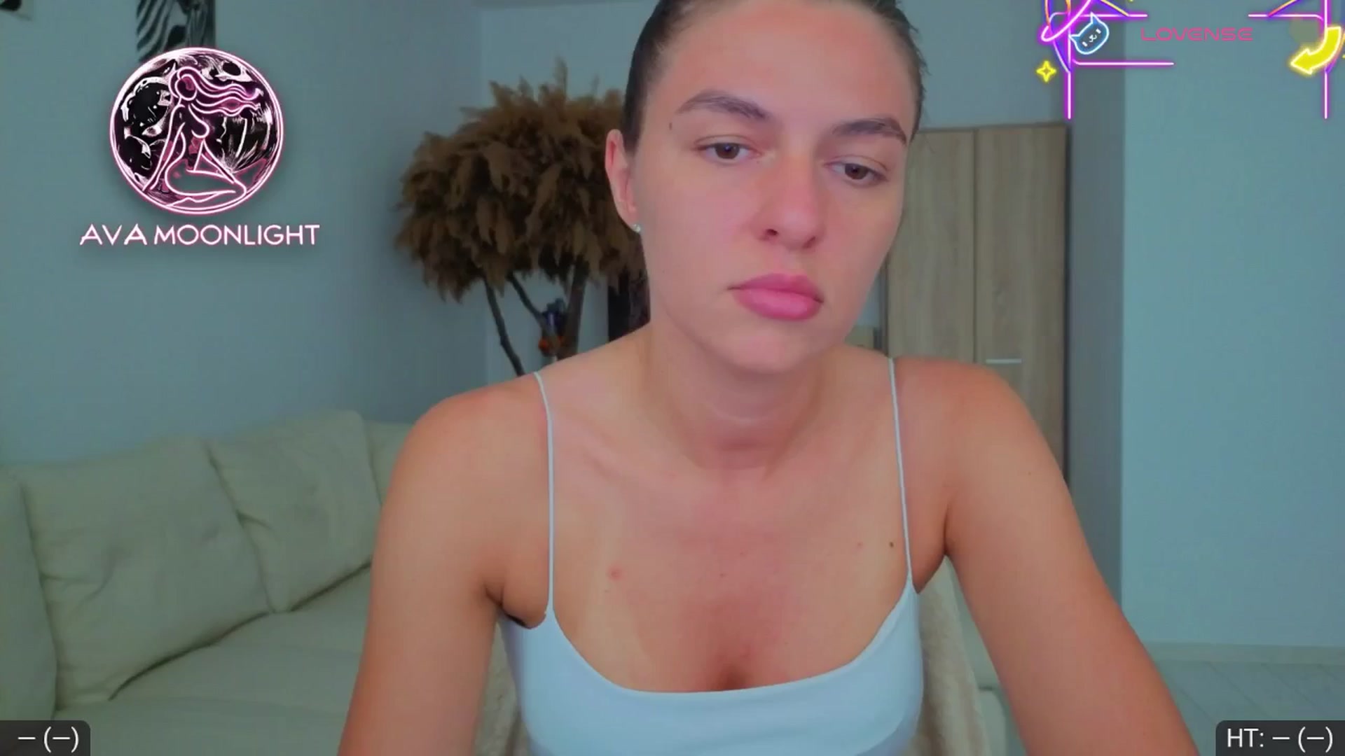 Gallery image thumbnail from AvaMoonlight's myfreecams stream on, 07/10/2025, 15:36 image 1 of 20