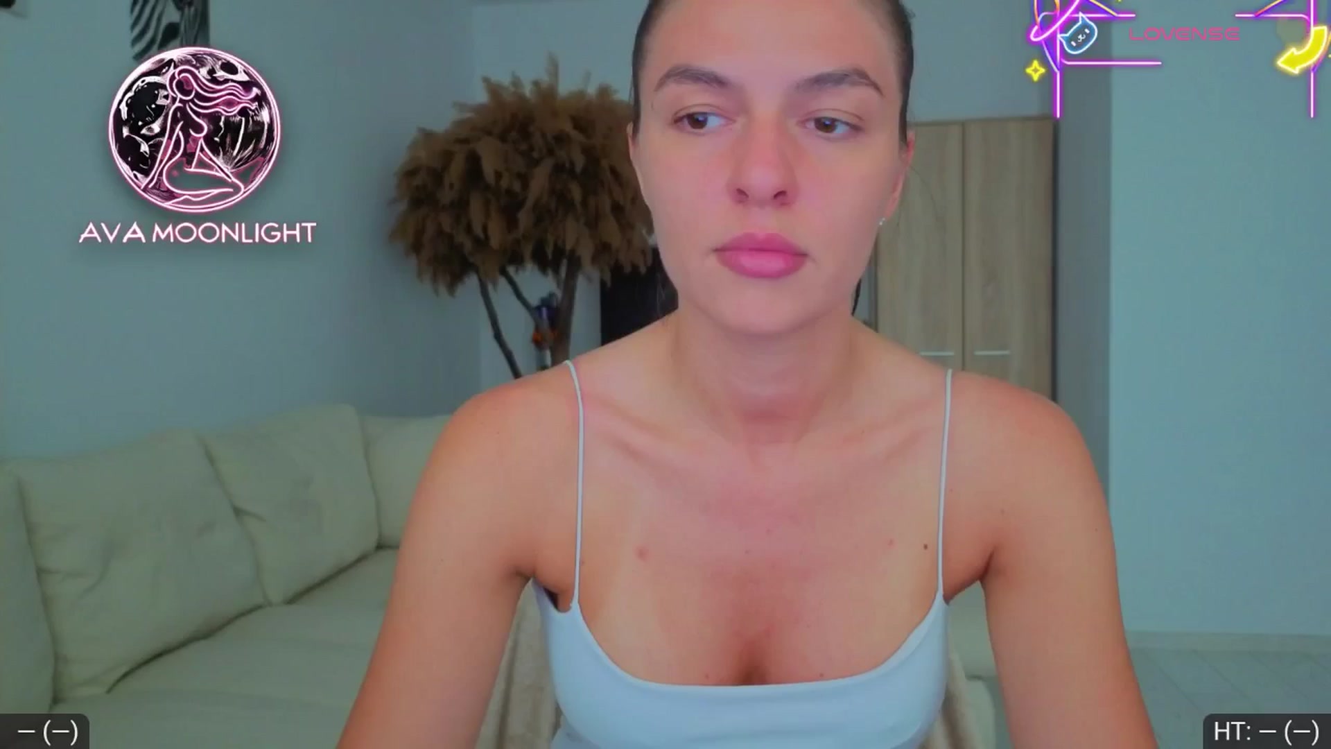 Gallery image thumbnail from AvaMoonlight's myfreecams stream on, 07/10/2025, 15:36 image 3 of 20