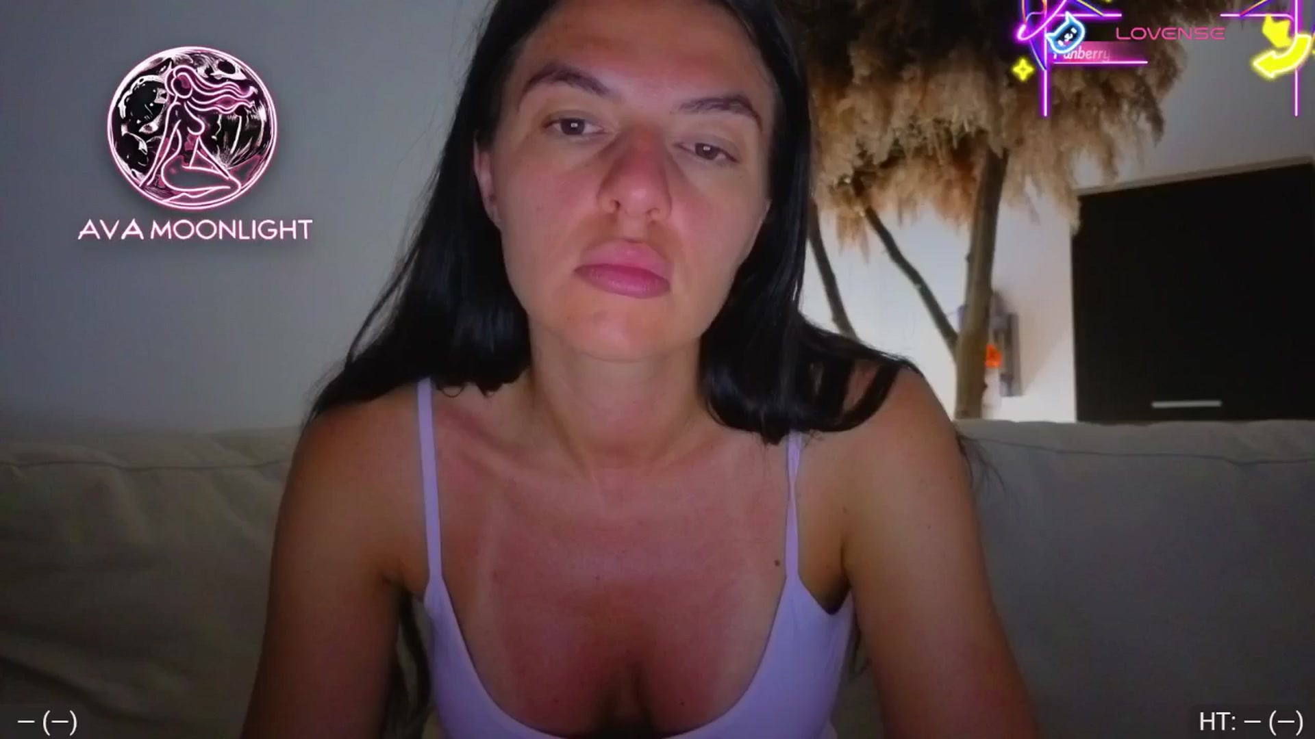 Gallery image thumbnail from AvaMoonlight's myfreecams stream on, 07/13/2025, 23:05 image 2 of 20