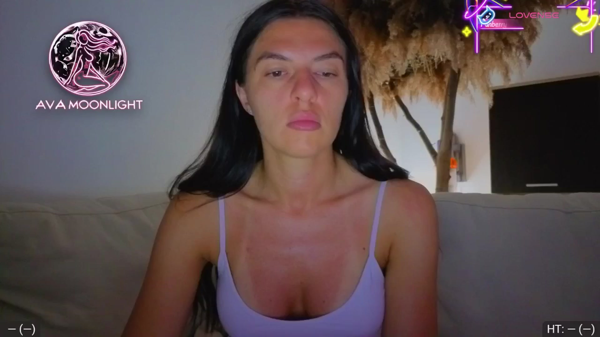 Gallery image thumbnail from AvaMoonlight's myfreecams stream on, 07/13/2025, 23:05 image 6 of 20