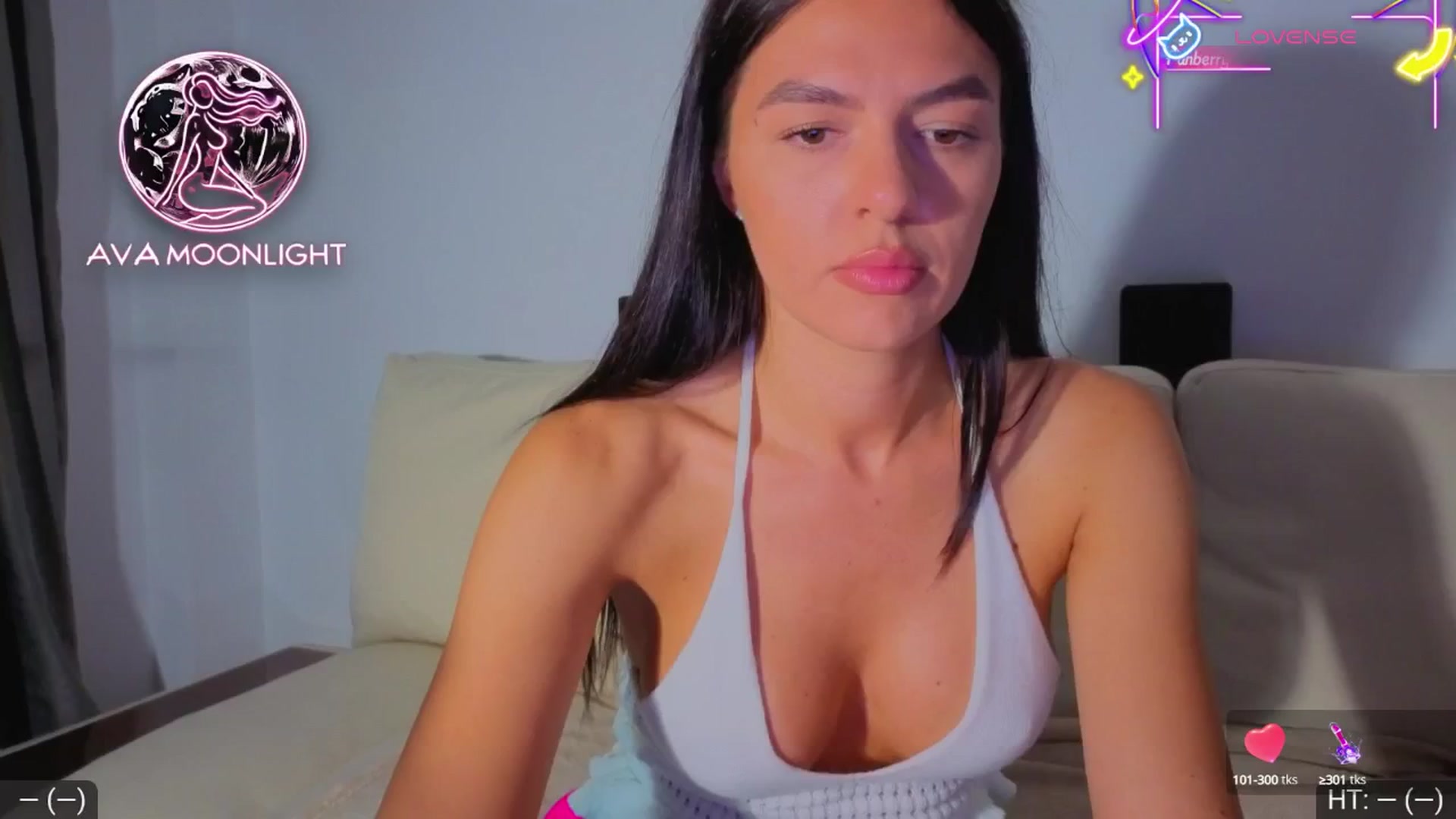 Gallery image thumbnail from AvaMoonlight's myfreecams stream on, 07/16/2025, 15:48 image 6 of 20